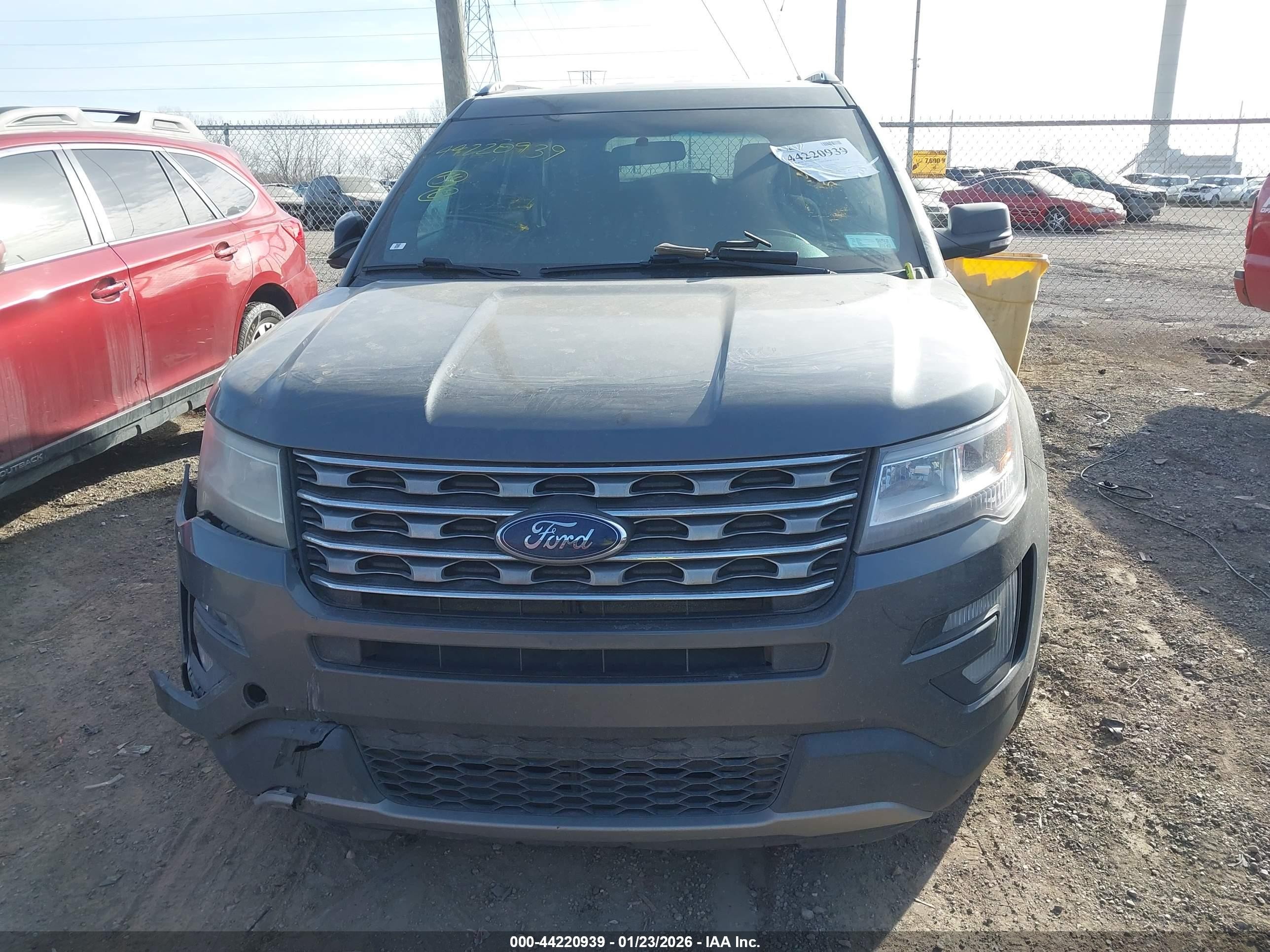 2017 Ford Explorer Xlt Gray vin: 1FM5K8D86HGD43666