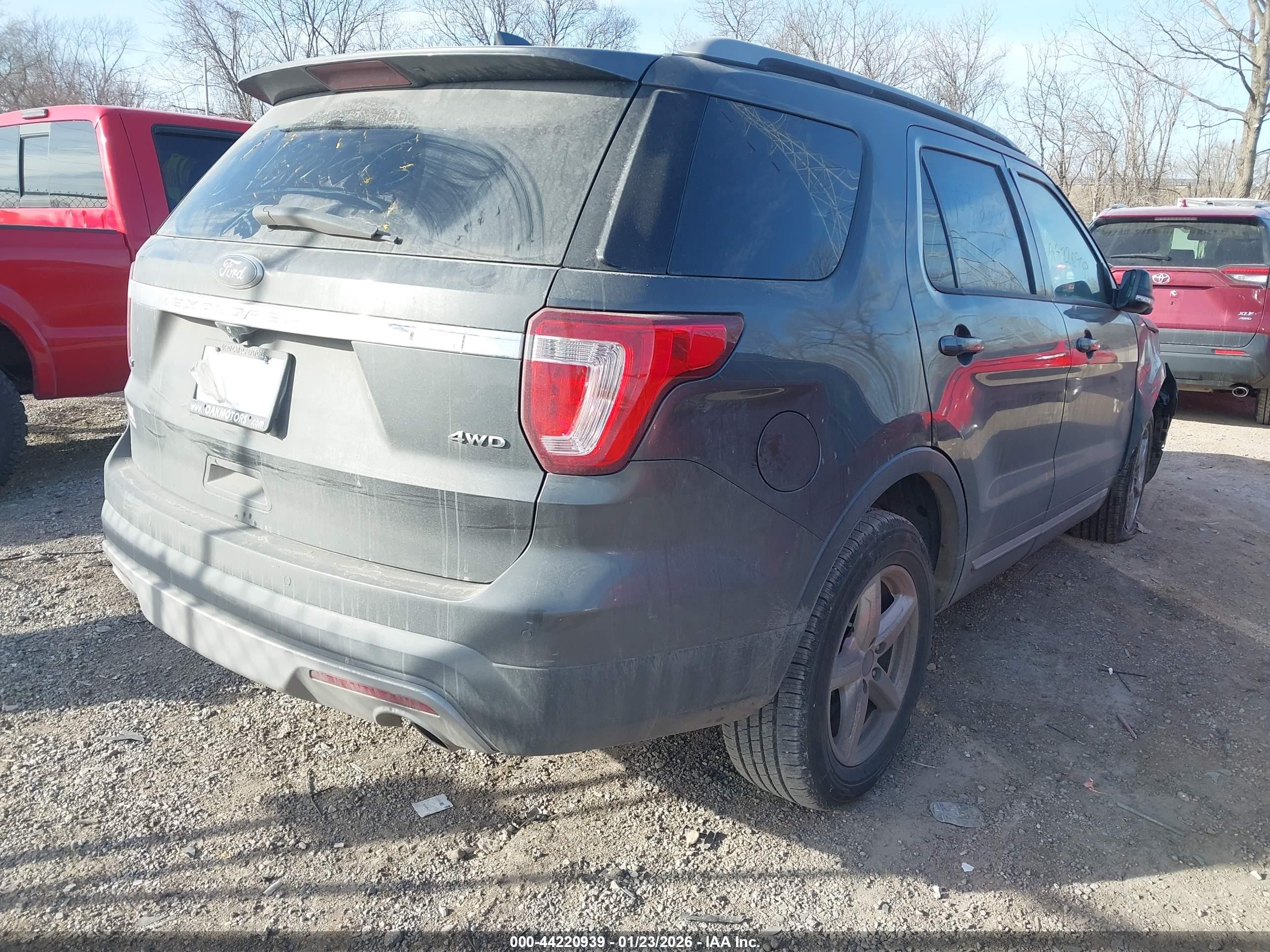 2017 Ford Explorer Xlt Gray vin: 1FM5K8D86HGD43666