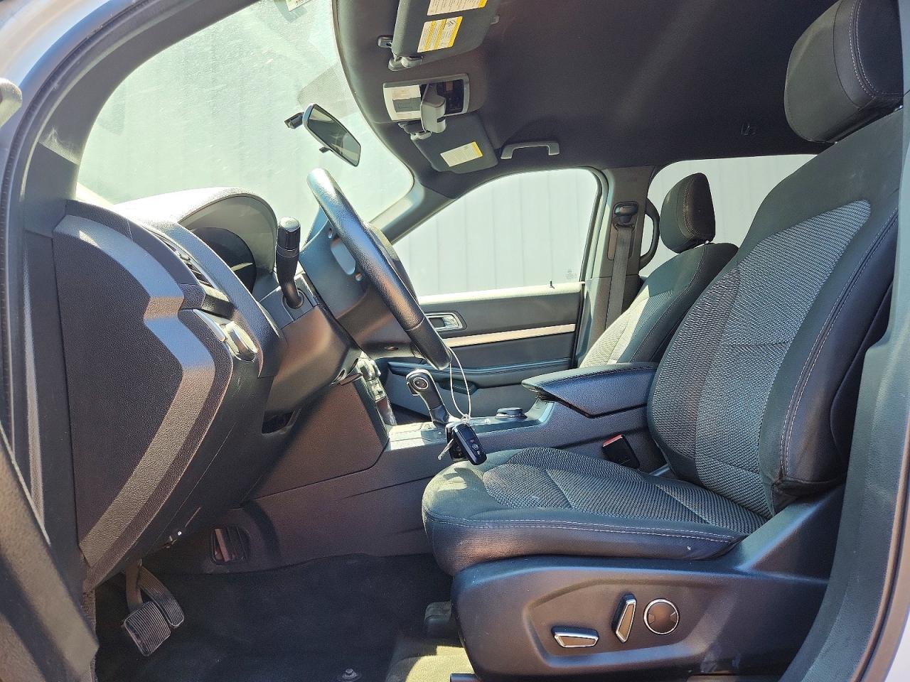 2018 Ford Explorer Xlt White vin: 1FM5K8D86JGA17517