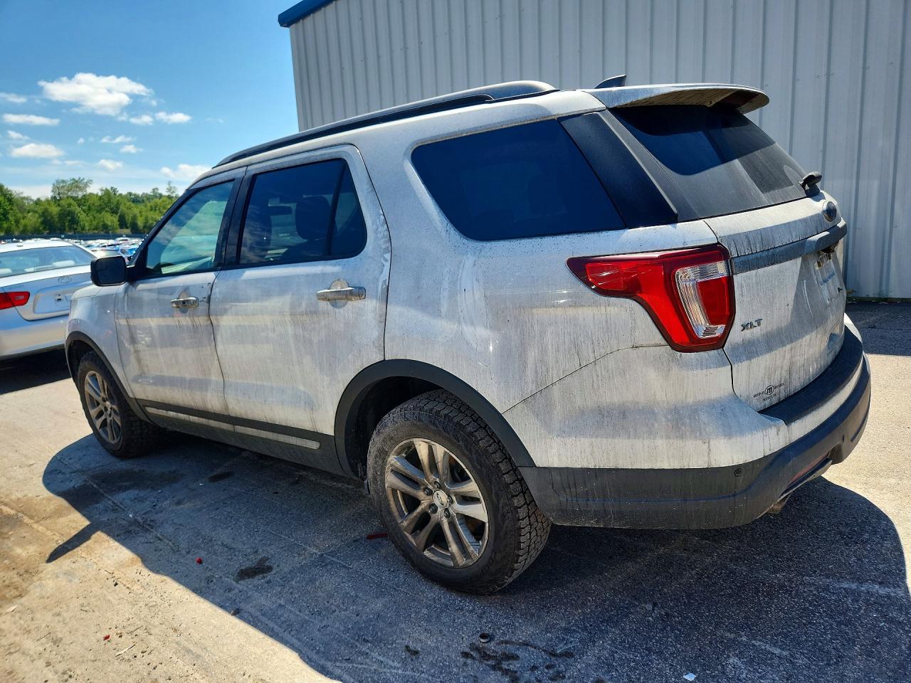 2018 Ford Explorer Xlt White vin: 1FM5K8D86JGA17517