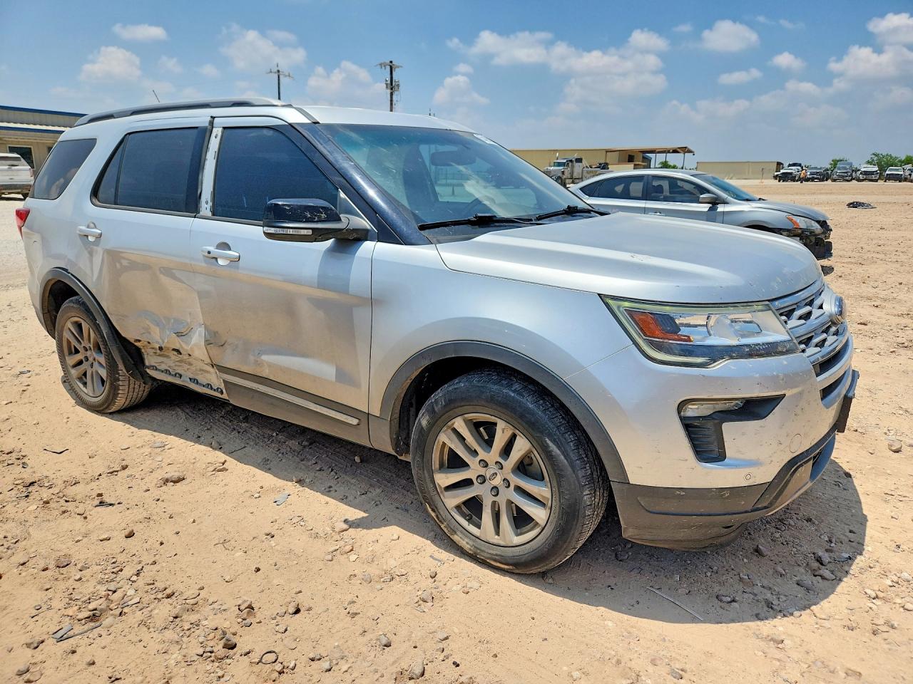 2018 Ford Explorer Xlt Silver vin: 1FM5K8D86JGC81854