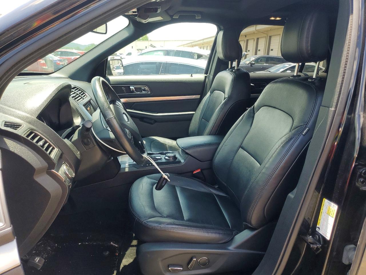 2018 Ford Explorer Xlt Black vin: 1FM5K8D86JGC83457