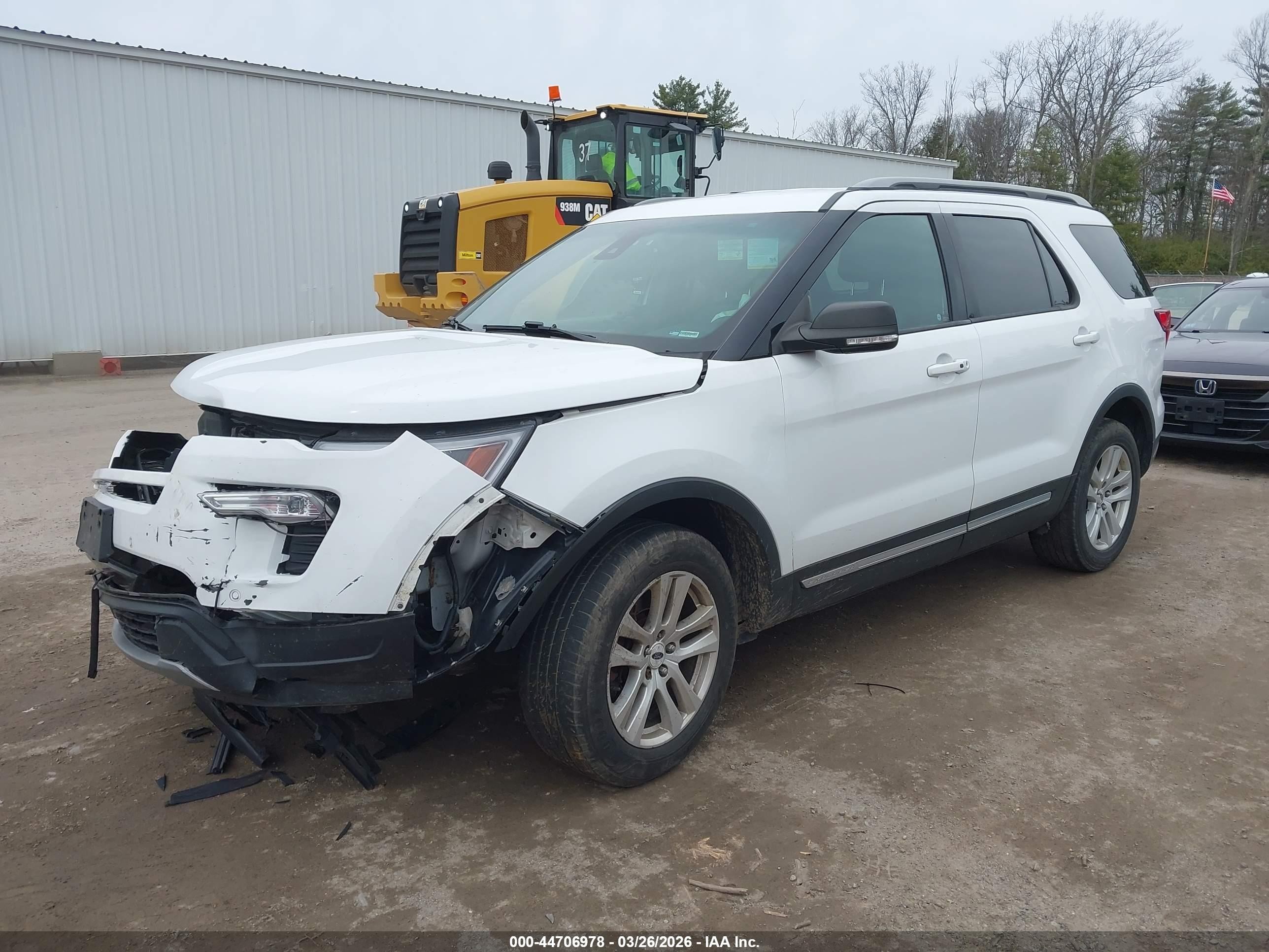 2019 Ford Explorer Xlt White vin: 1FM5K8D86KGA02520