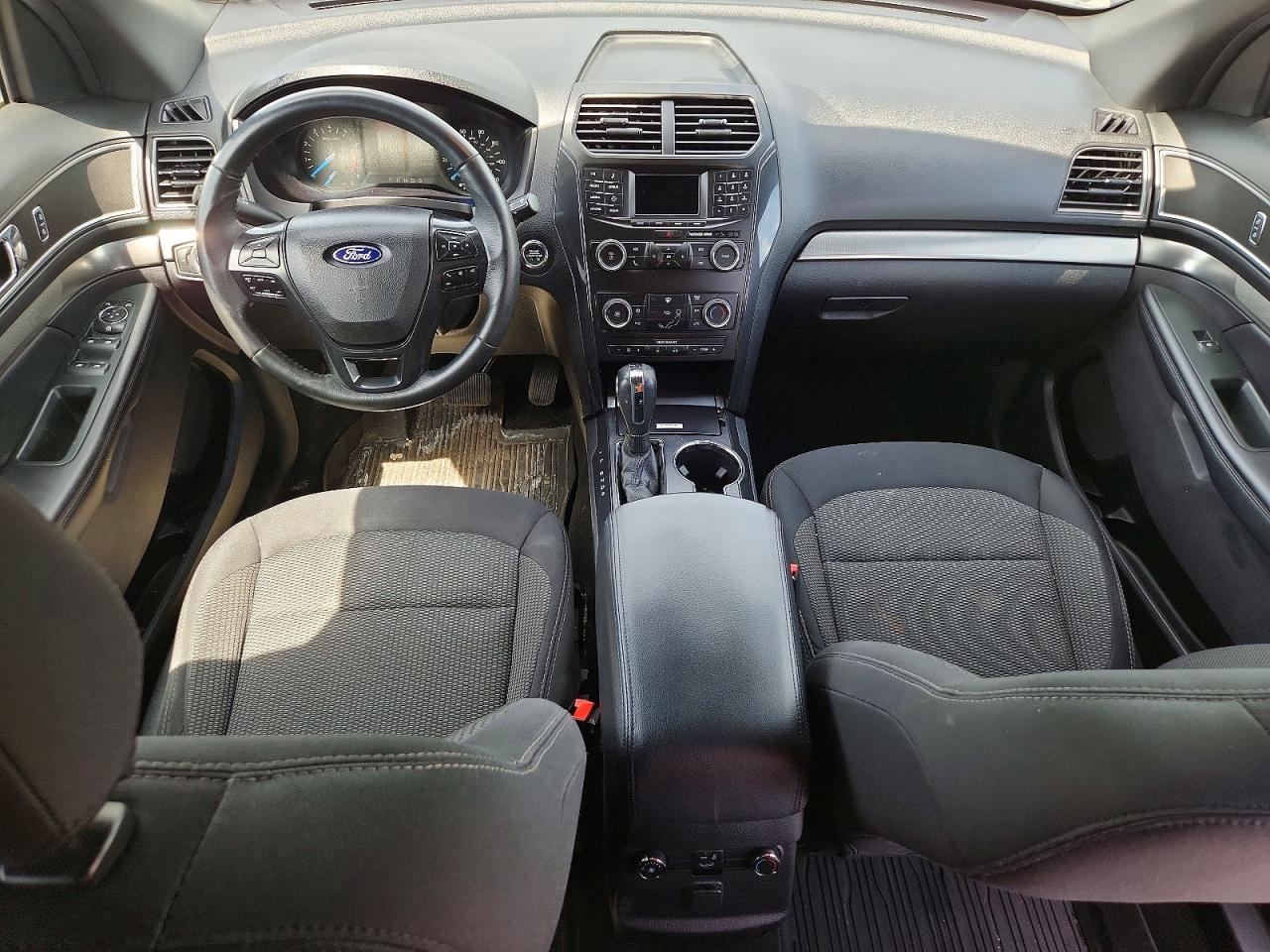 2019 Ford Explorer Xlt Черный vin: 1FM5K8D86KGA94471