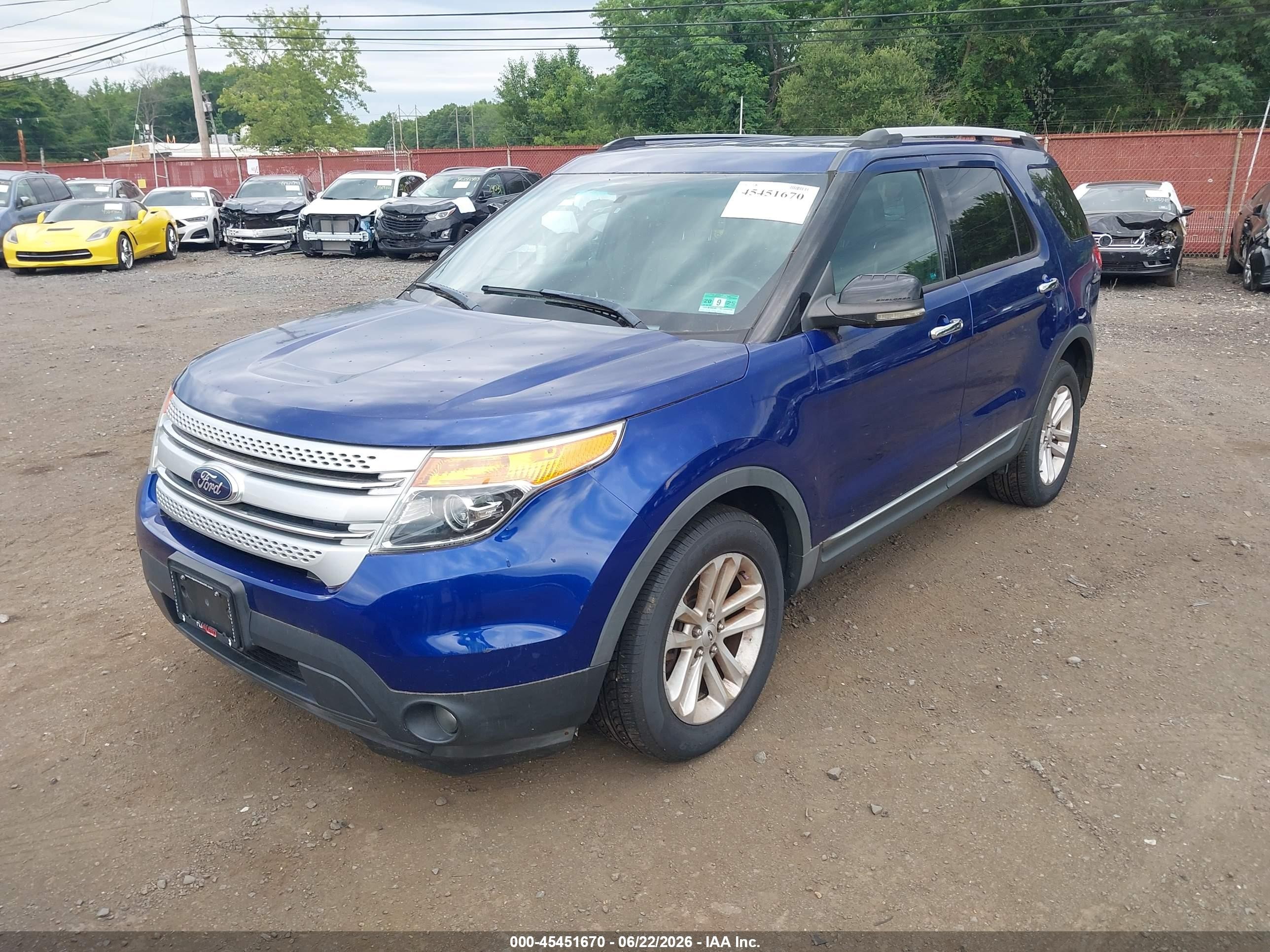 2013 Ford Explorer Xlt Blue vin: 1FM5K8D87DGA06143