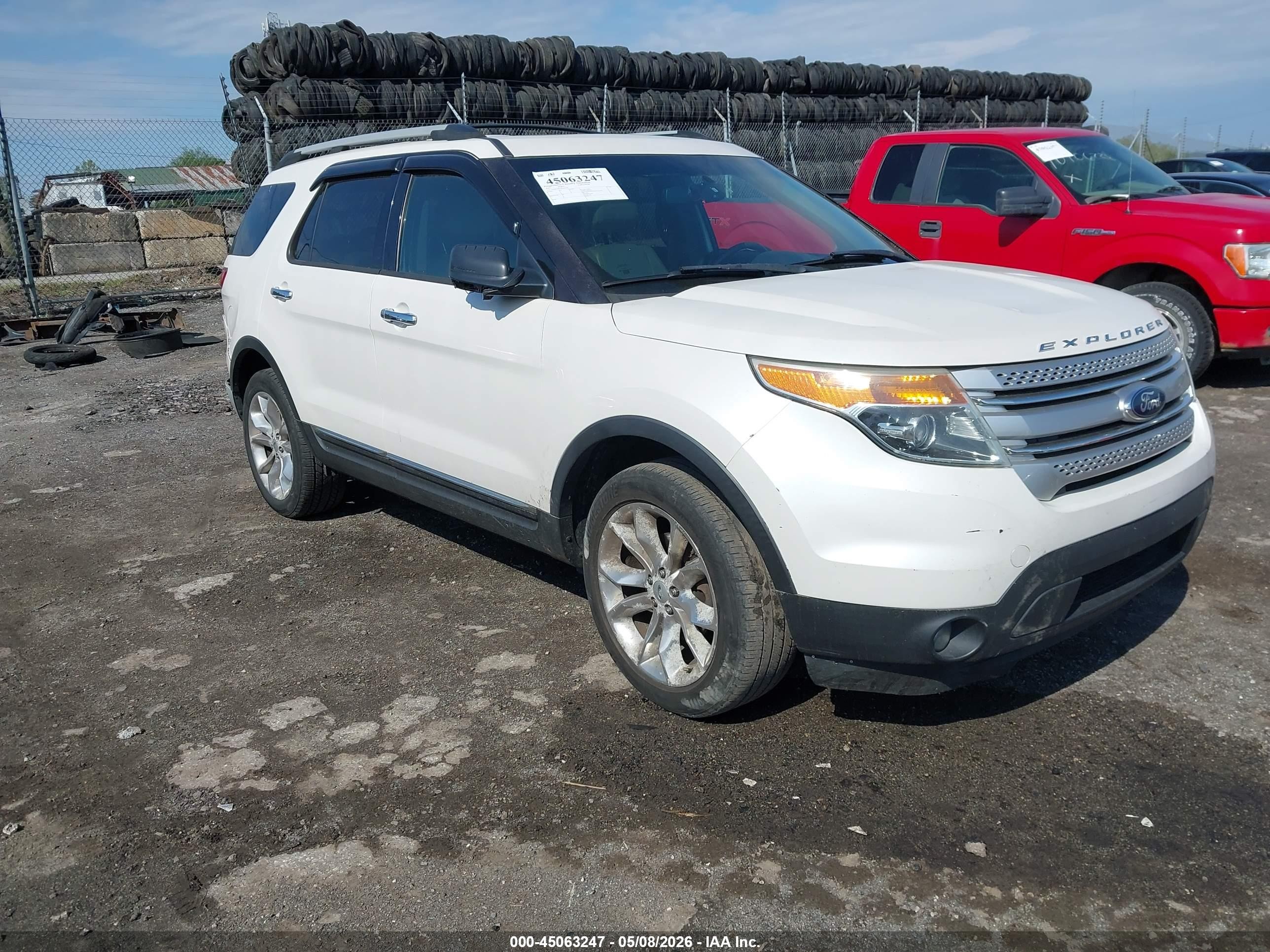 2013 Ford Explorer Xlt White vin: 1FM5K8D87DGA43709