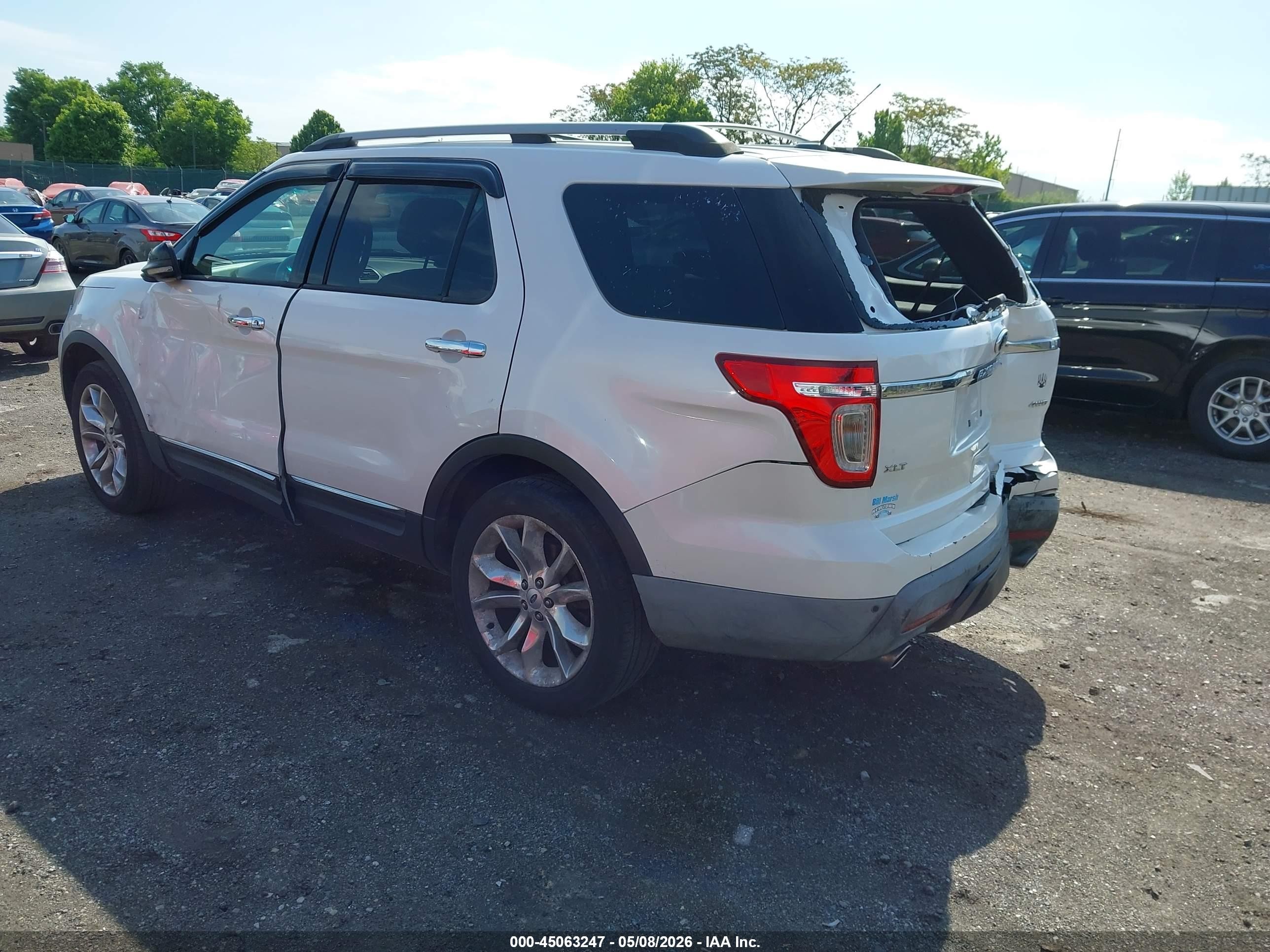2013 Ford Explorer Xlt White vin: 1FM5K8D87DGA43709