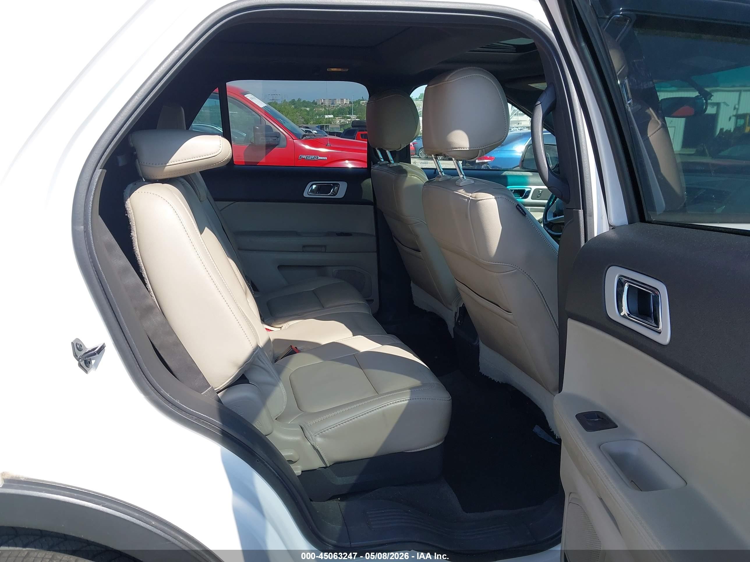 2013 Ford Explorer Xlt White vin: 1FM5K8D87DGA43709