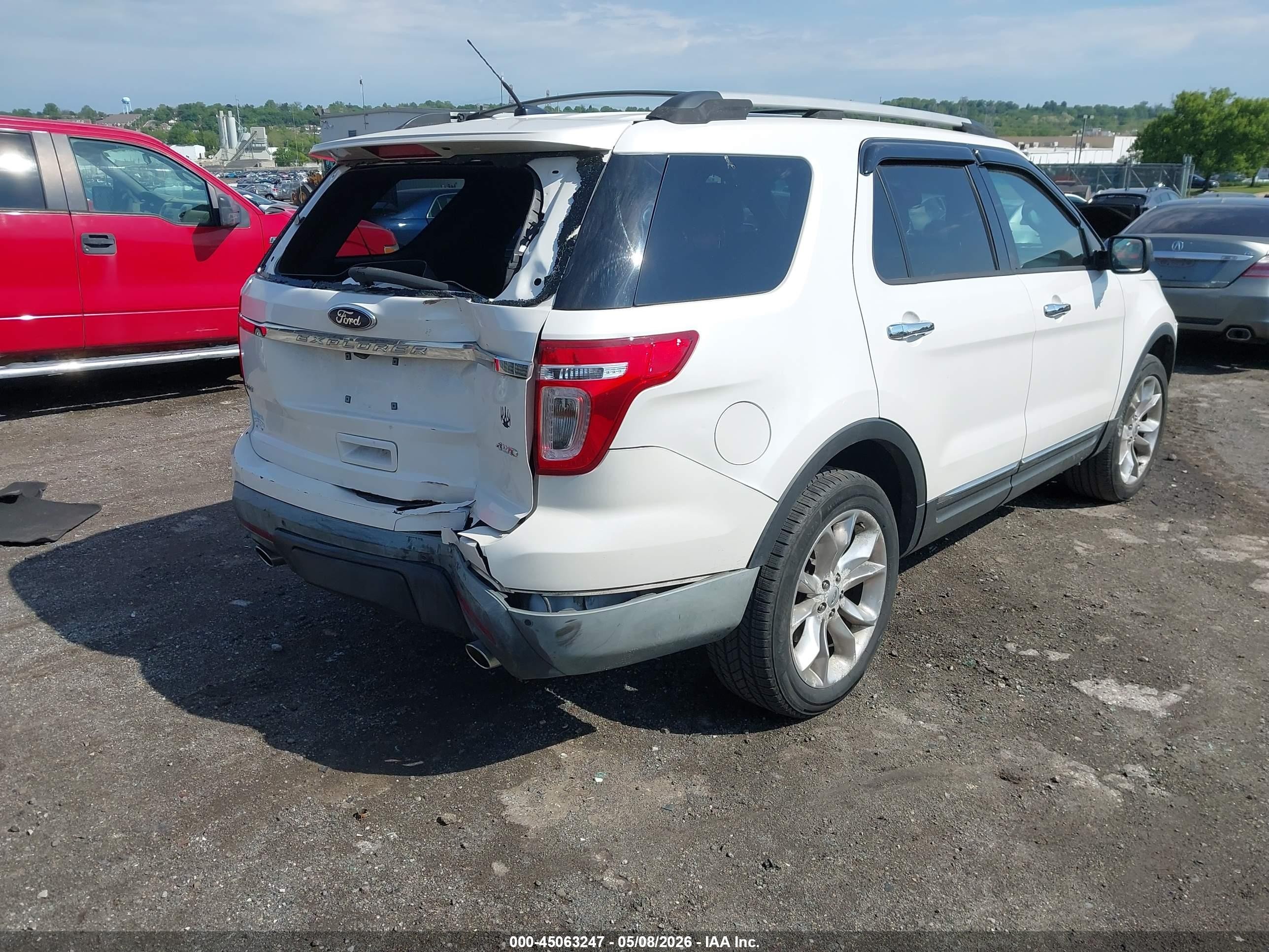 2013 Ford Explorer Xlt White vin: 1FM5K8D87DGA43709
