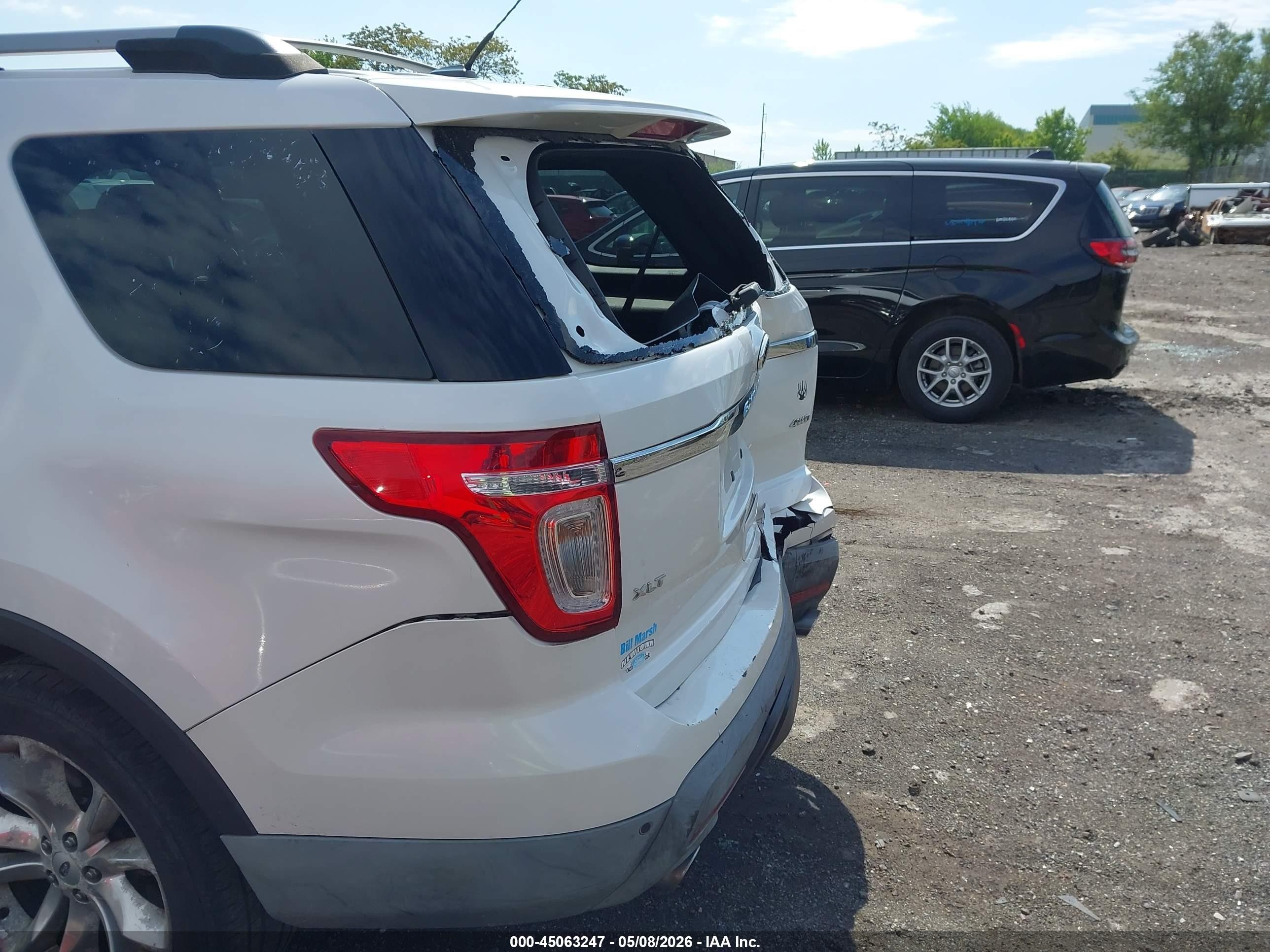 2013 Ford Explorer Xlt White vin: 1FM5K8D87DGA43709