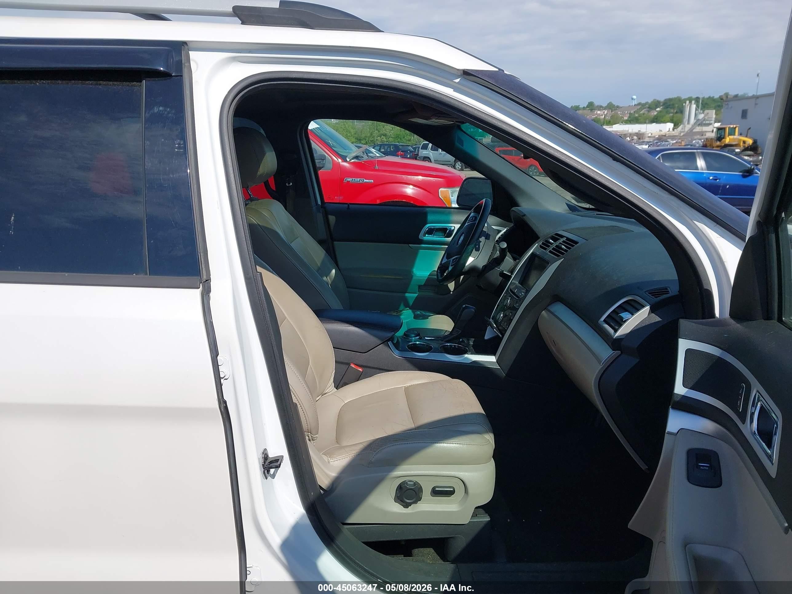 2013 Ford Explorer Xlt White vin: 1FM5K8D87DGA43709