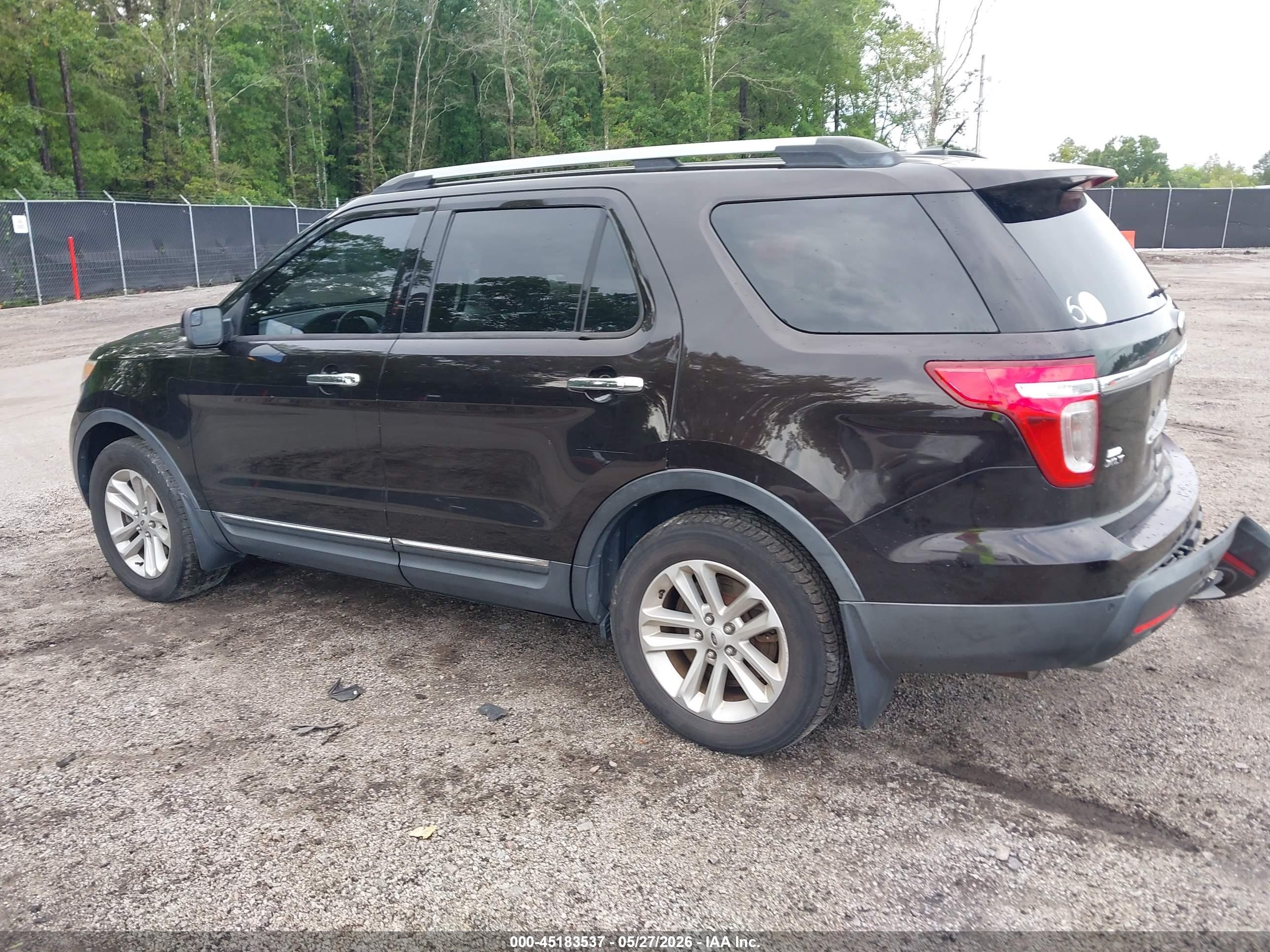 2013 Ford Explorer Xlt Burgundy vin: 1FM5K8D87DGC13339