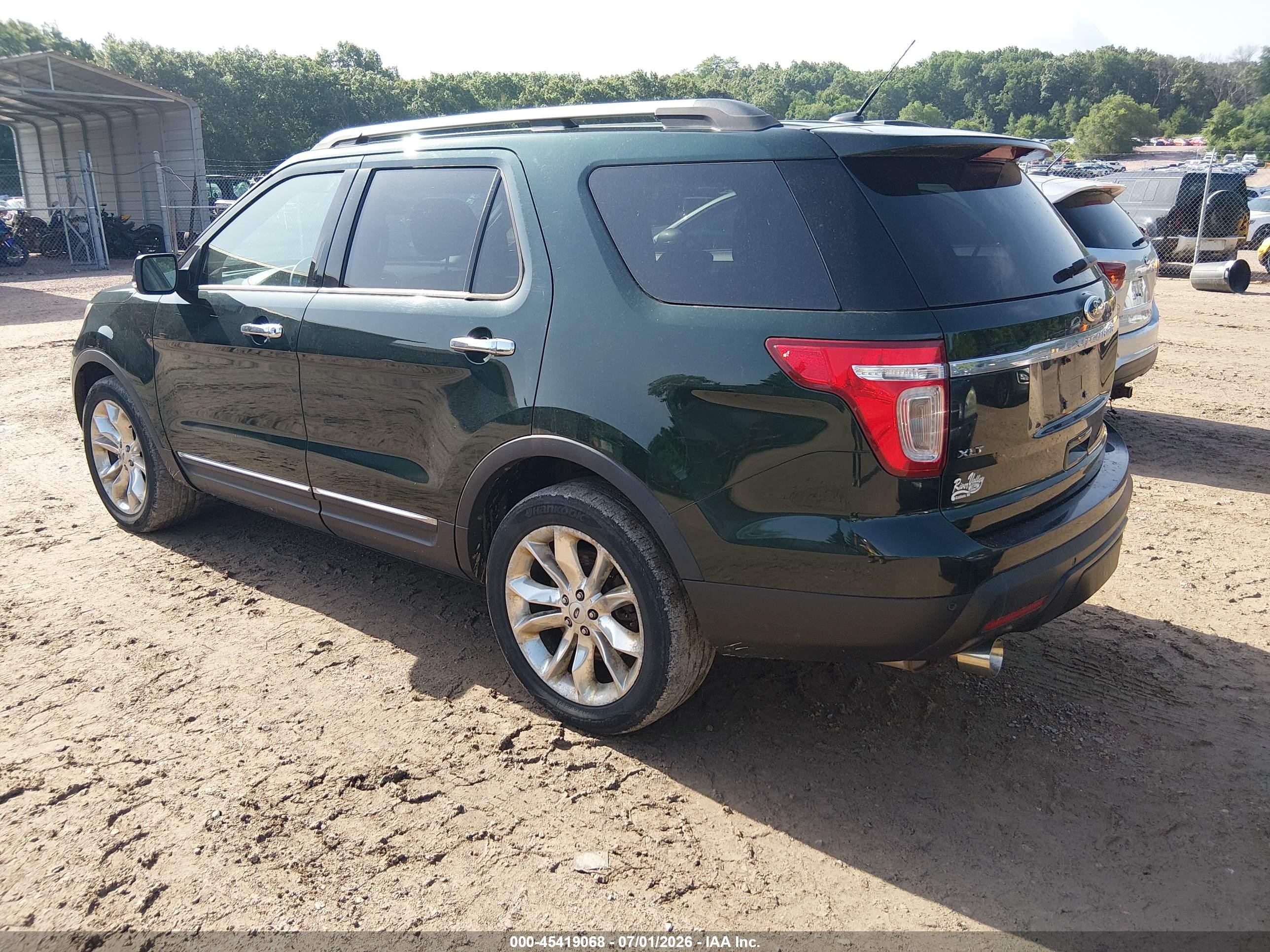 2013 Ford Explorer Xlt Зеленый vin: 1FM5K8D87DGC14071