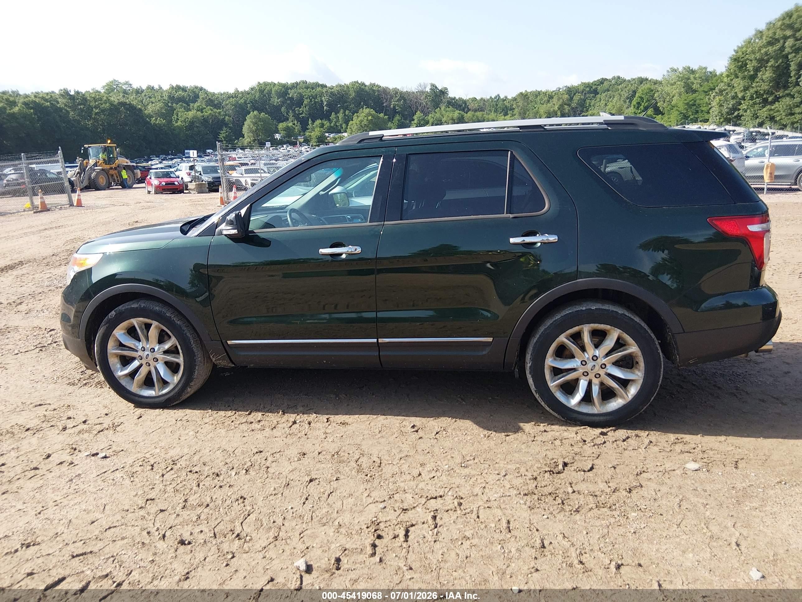 2013 Ford Explorer Xlt Зеленый vin: 1FM5K8D87DGC14071