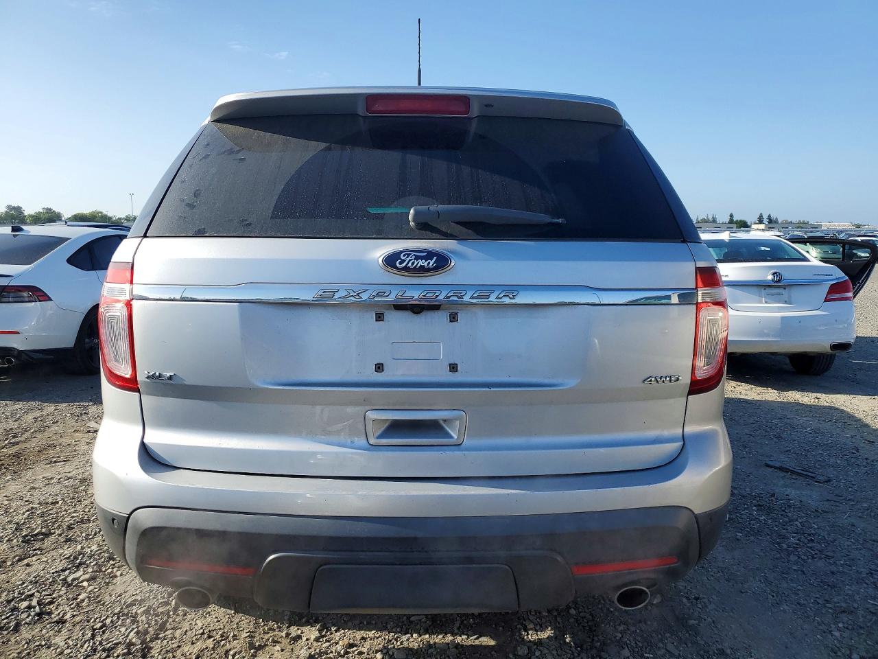 2013 Ford Explorer Xlt Silver vin: 1FM5K8D87DGC62086