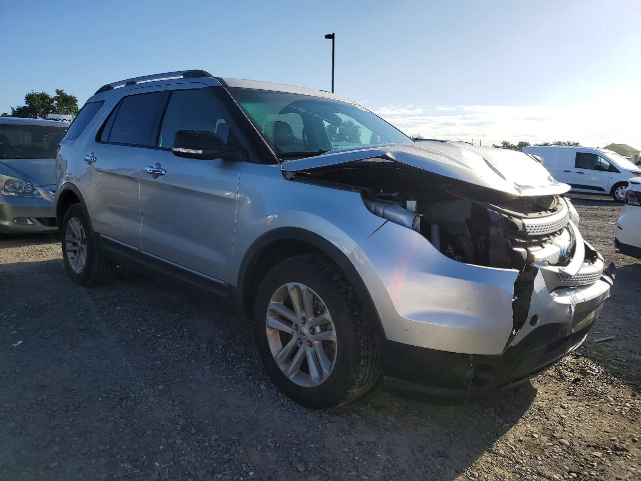 2013 Ford Explorer Xlt Silver vin: 1FM5K8D87DGC62086
