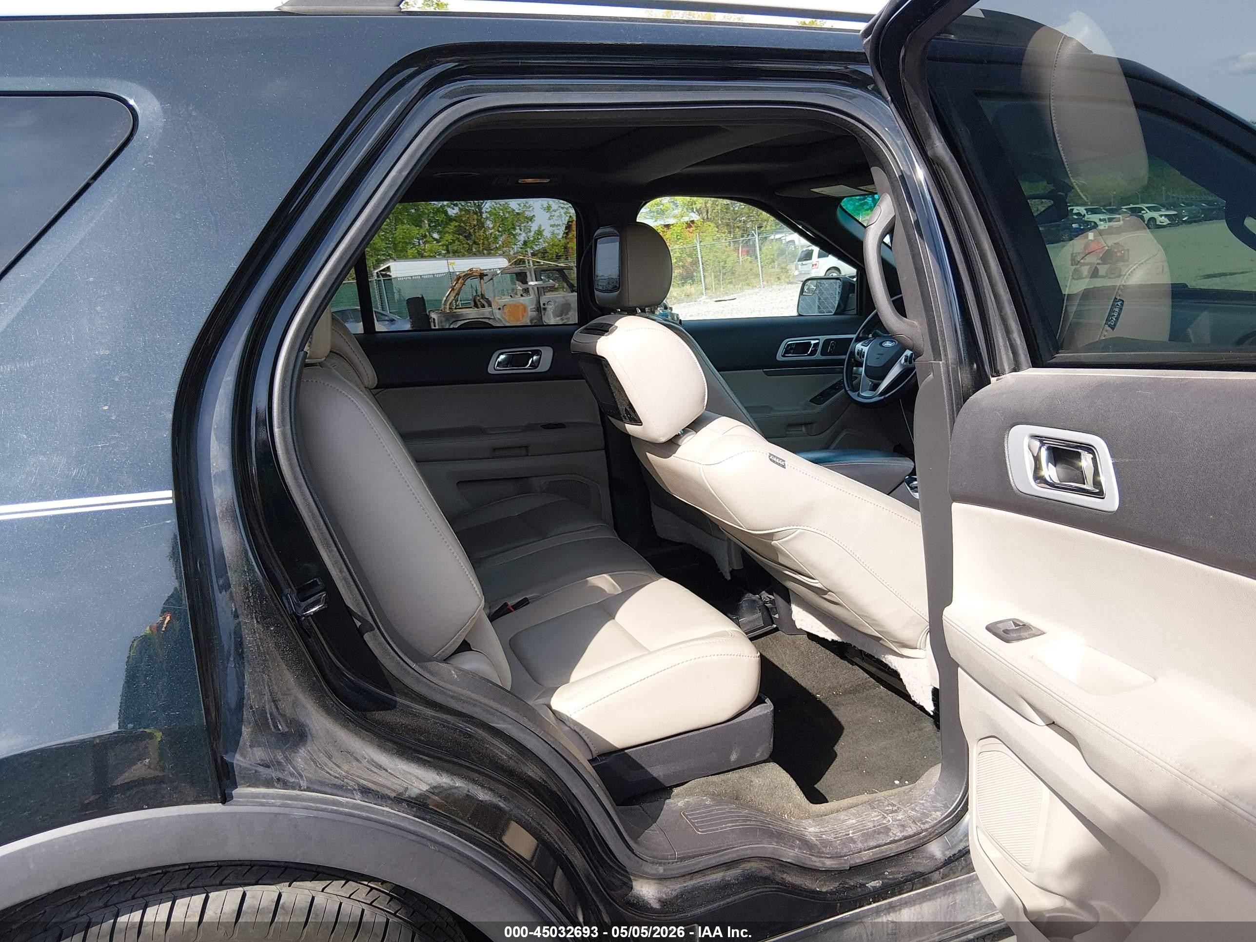 2014 Ford Explorer Xlt Black vin: 1FM5K8D87EGA01011