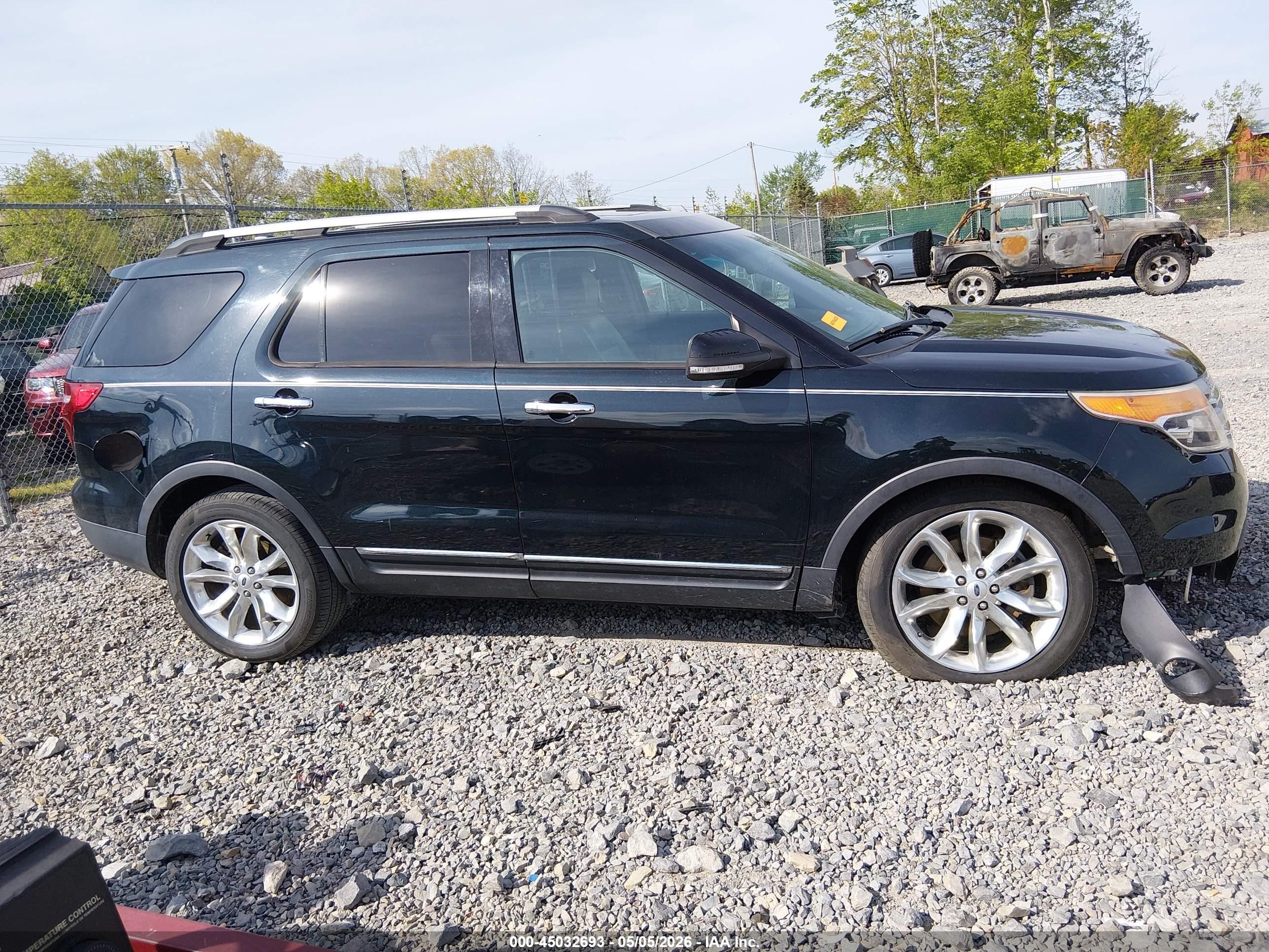 2014 Ford Explorer Xlt Black vin: 1FM5K8D87EGA01011