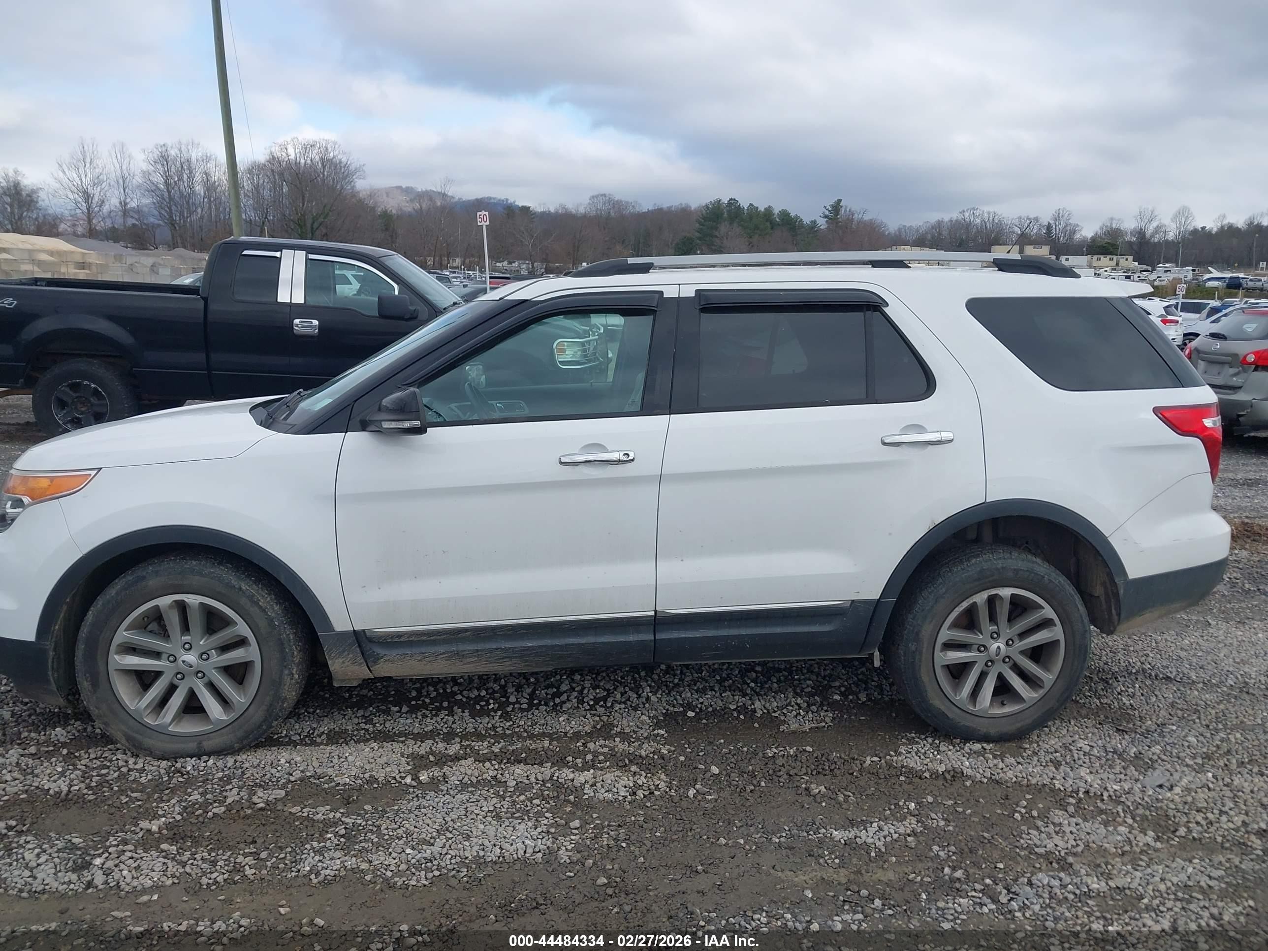 2014 Ford Explorer Xlt White vin: 1FM5K8D87EGA25714