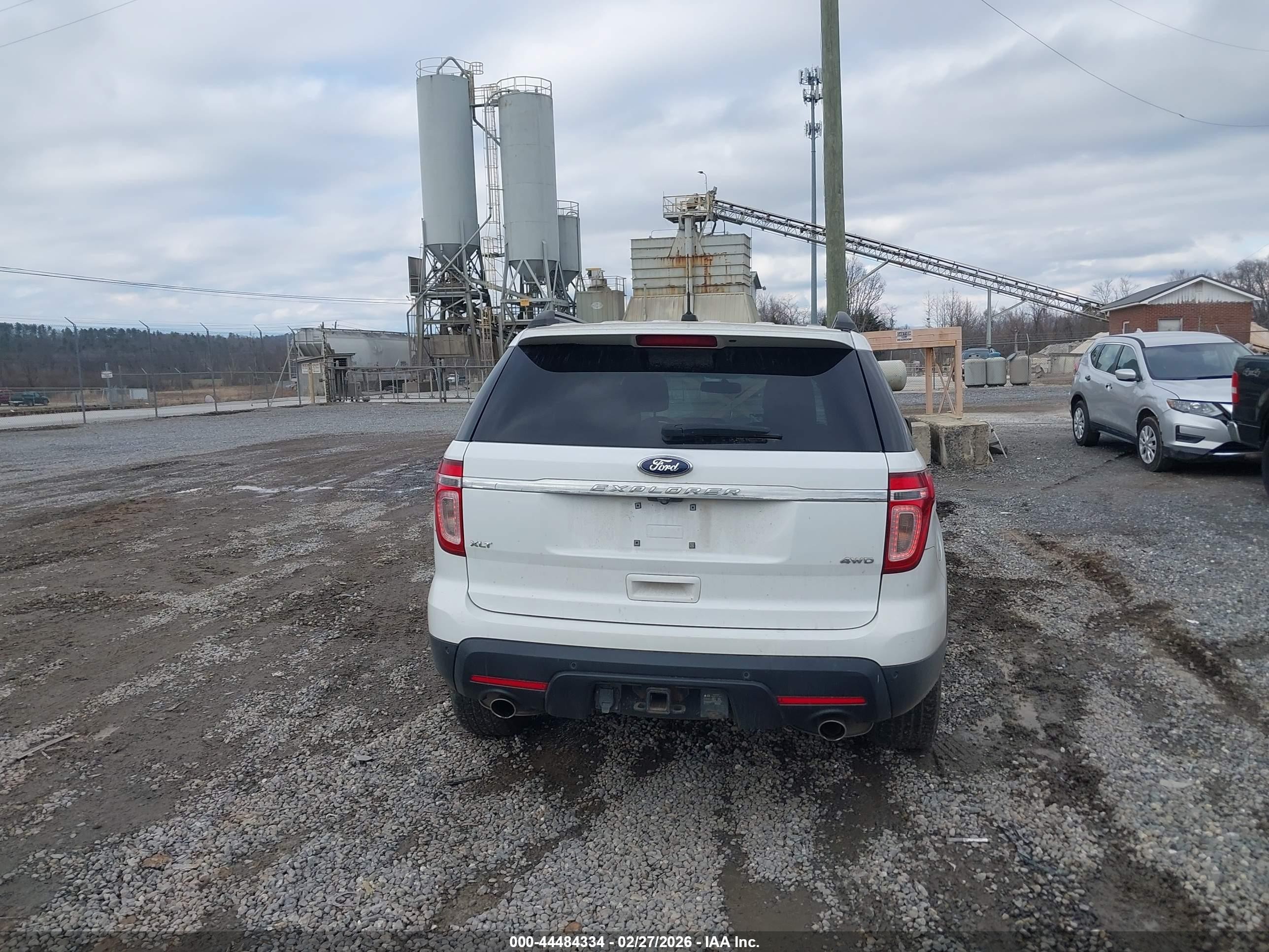 2014 Ford Explorer Xlt White vin: 1FM5K8D87EGA25714