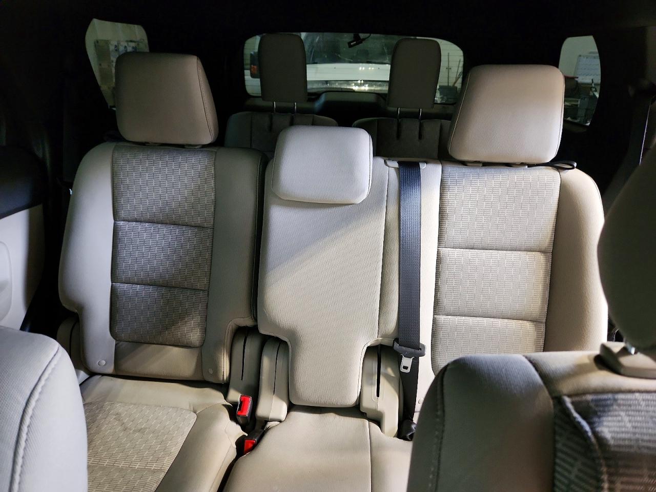 2014 Ford Explorer Xlt White vin: 1FM5K8D87EGA45221