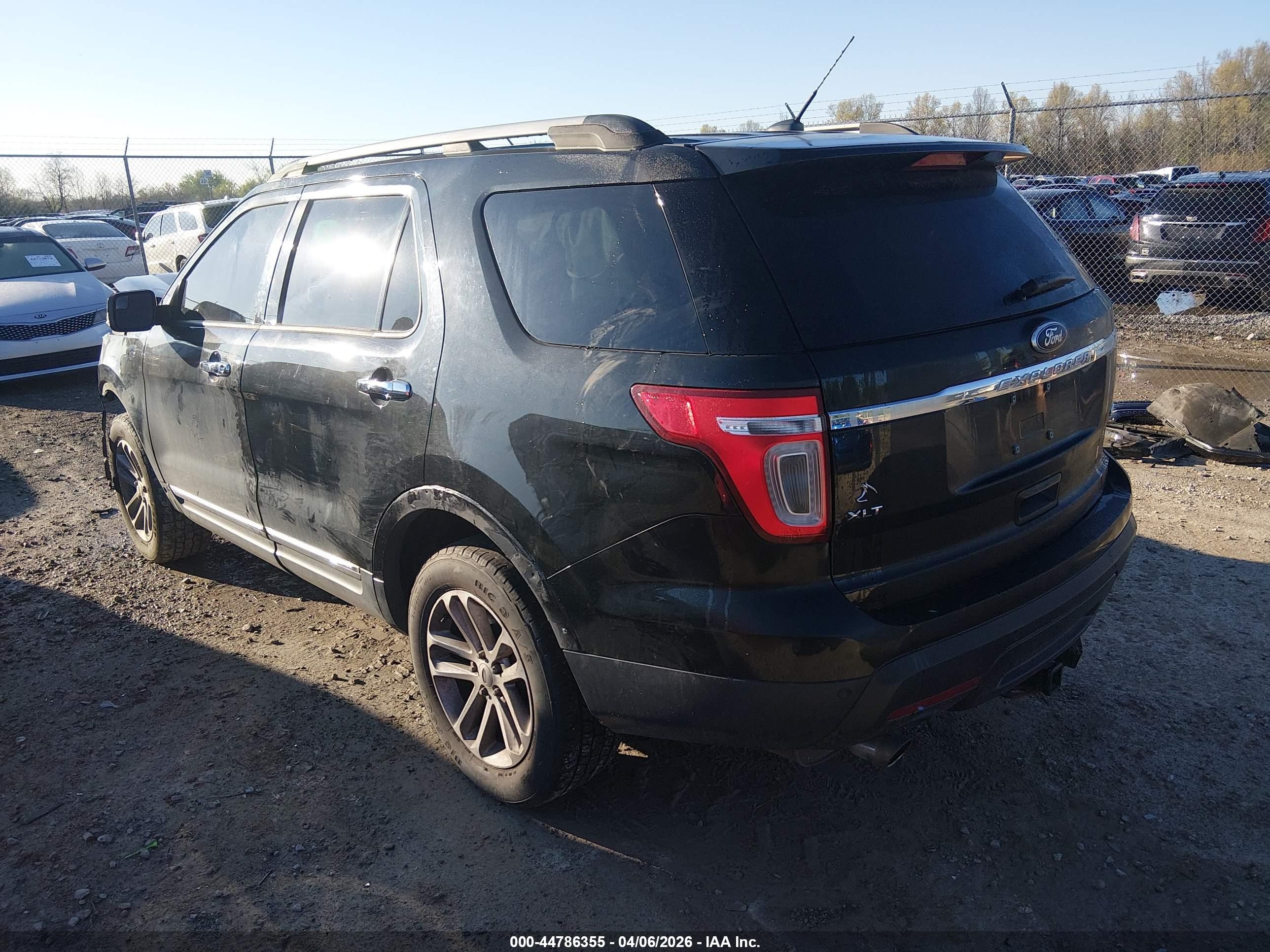 2014 Ford Explorer Xlt Black vin: 1FM5K8D87EGA88425