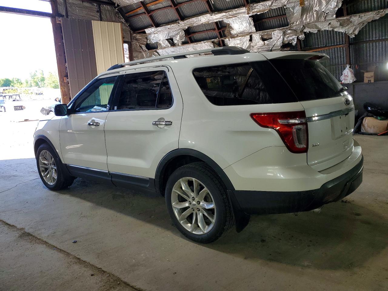 2014 Ford Explorer Xlt White vin: 1FM5K8D87EGB66072