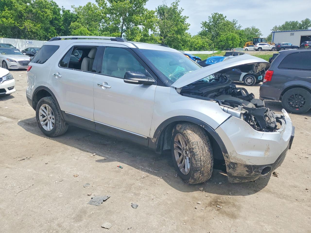 2014 Ford Explorer Xlt Silver vin: 1FM5K8D87EGC47492