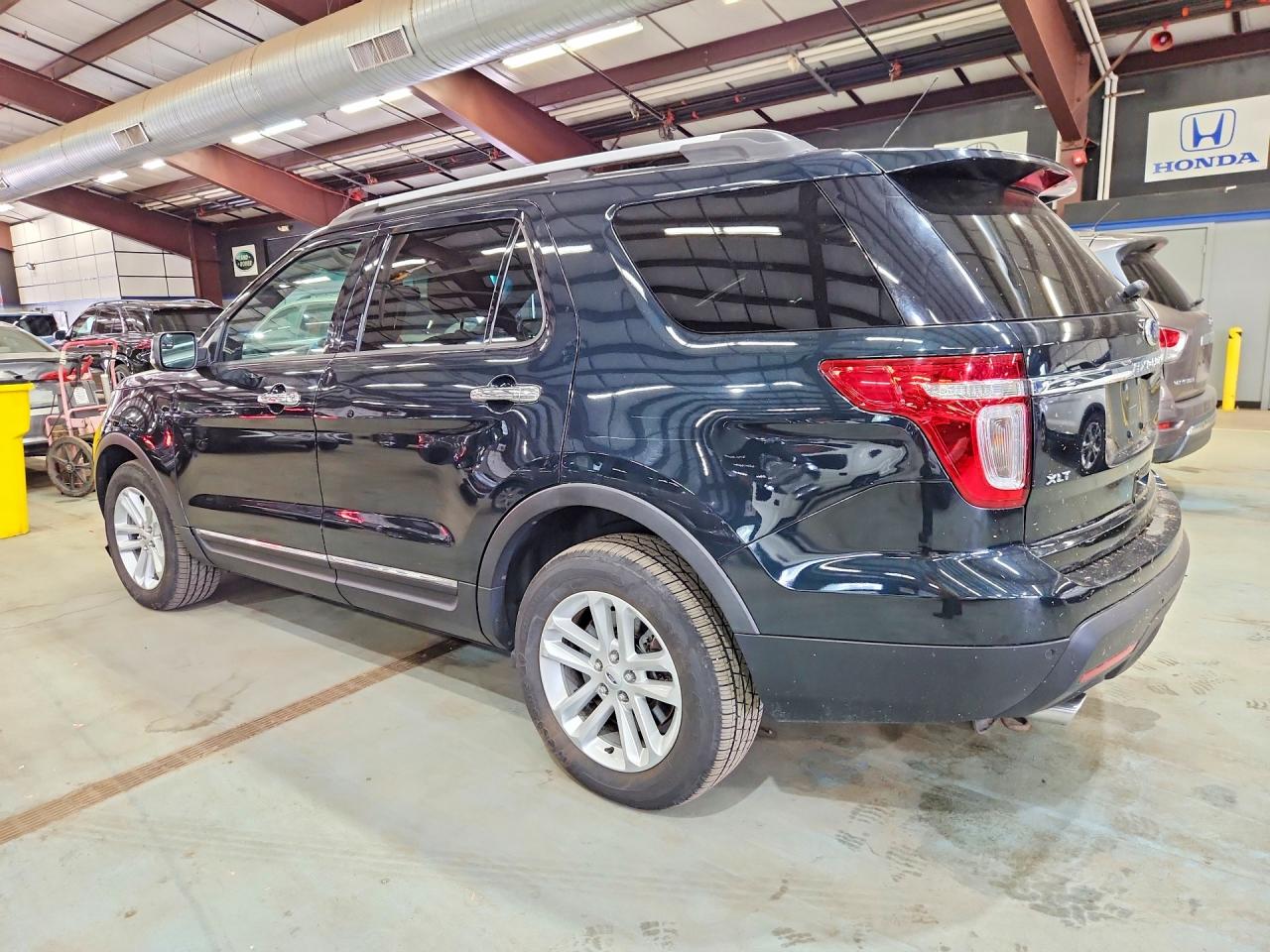 2015 Ford Explorer Xlt Black vin: 1FM5K8D87FGA05934