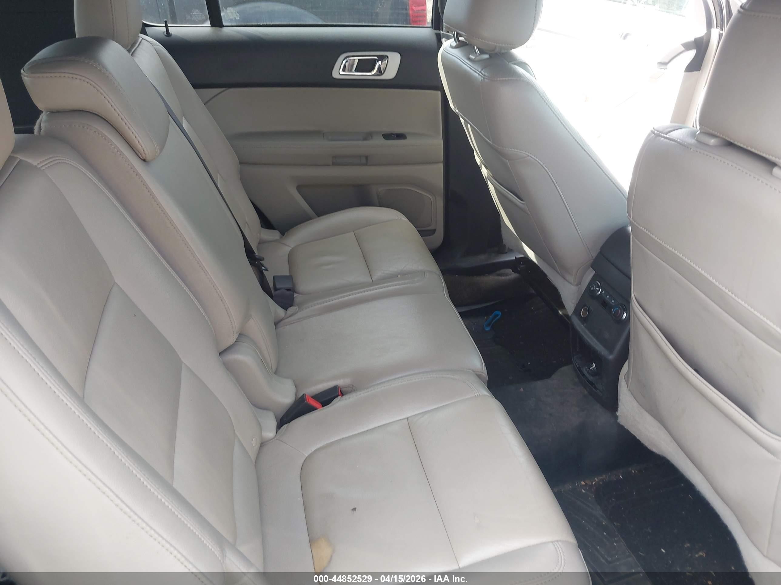 2015 Ford Explorer Xlt Черный vin: 1FM5K8D87FGA16822