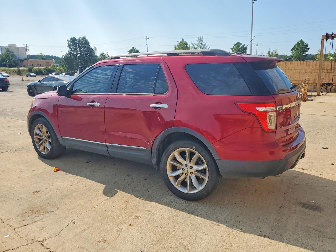 2015 Ford Explorer Xlt Maroon vin: 1FM5K8D87FGA67981