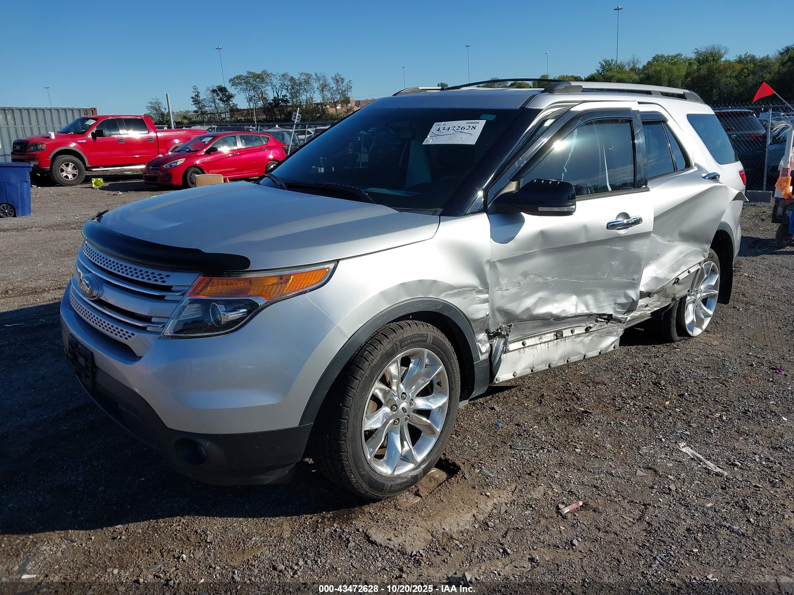 2015 Ford Explorer Xlt Silver vin: 1FM5K8D87FGC11500
