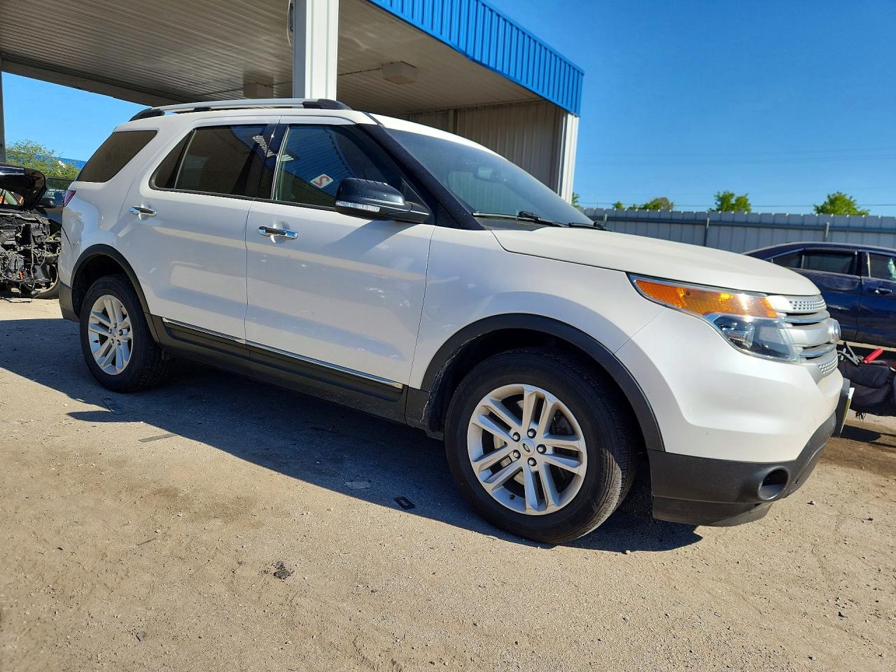 2015 Ford Explorer Xlt White vin: 1FM5K8D87FGC47445