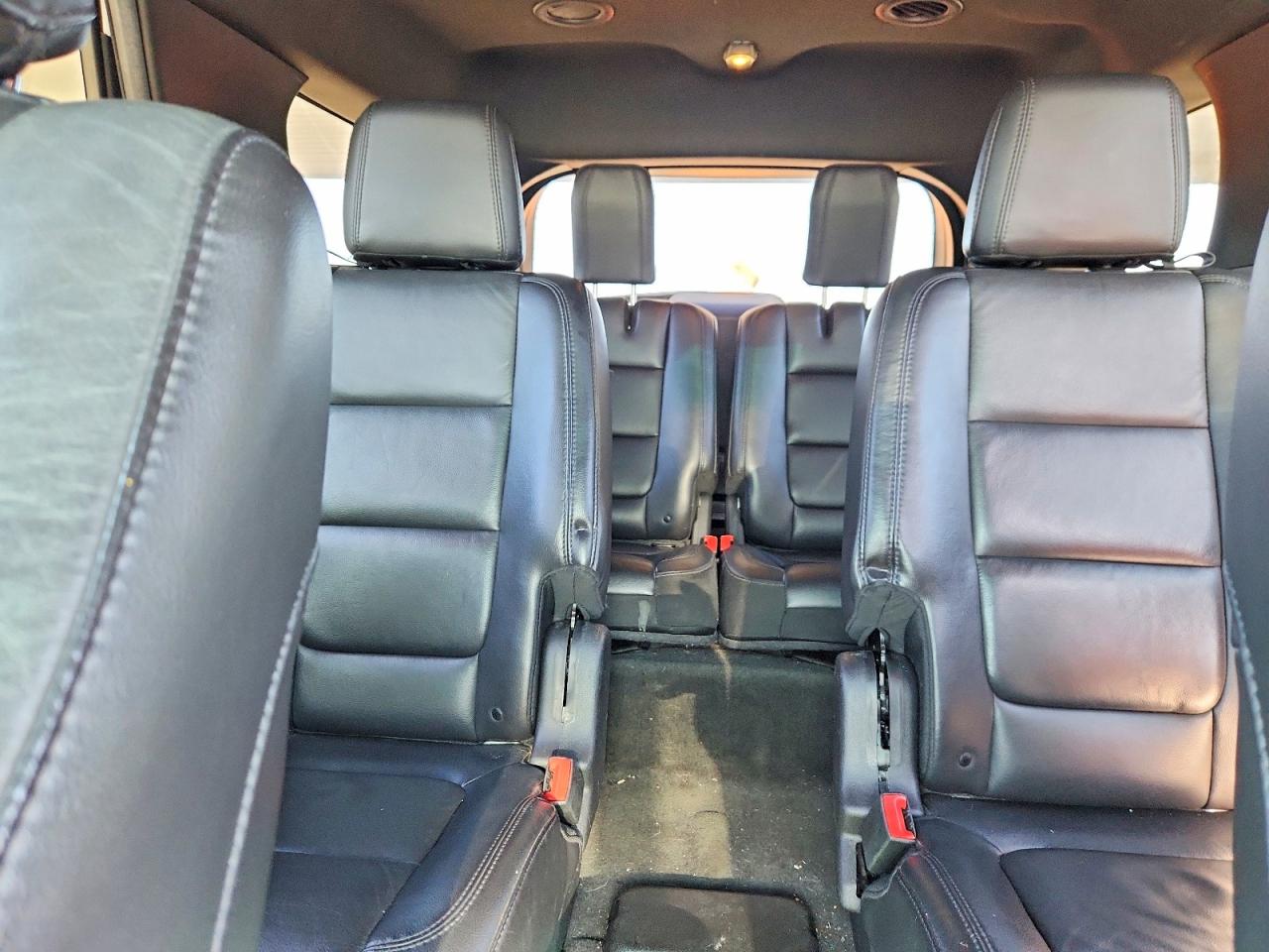 2015 Ford Explorer Xlt White vin: 1FM5K8D87FGC47445