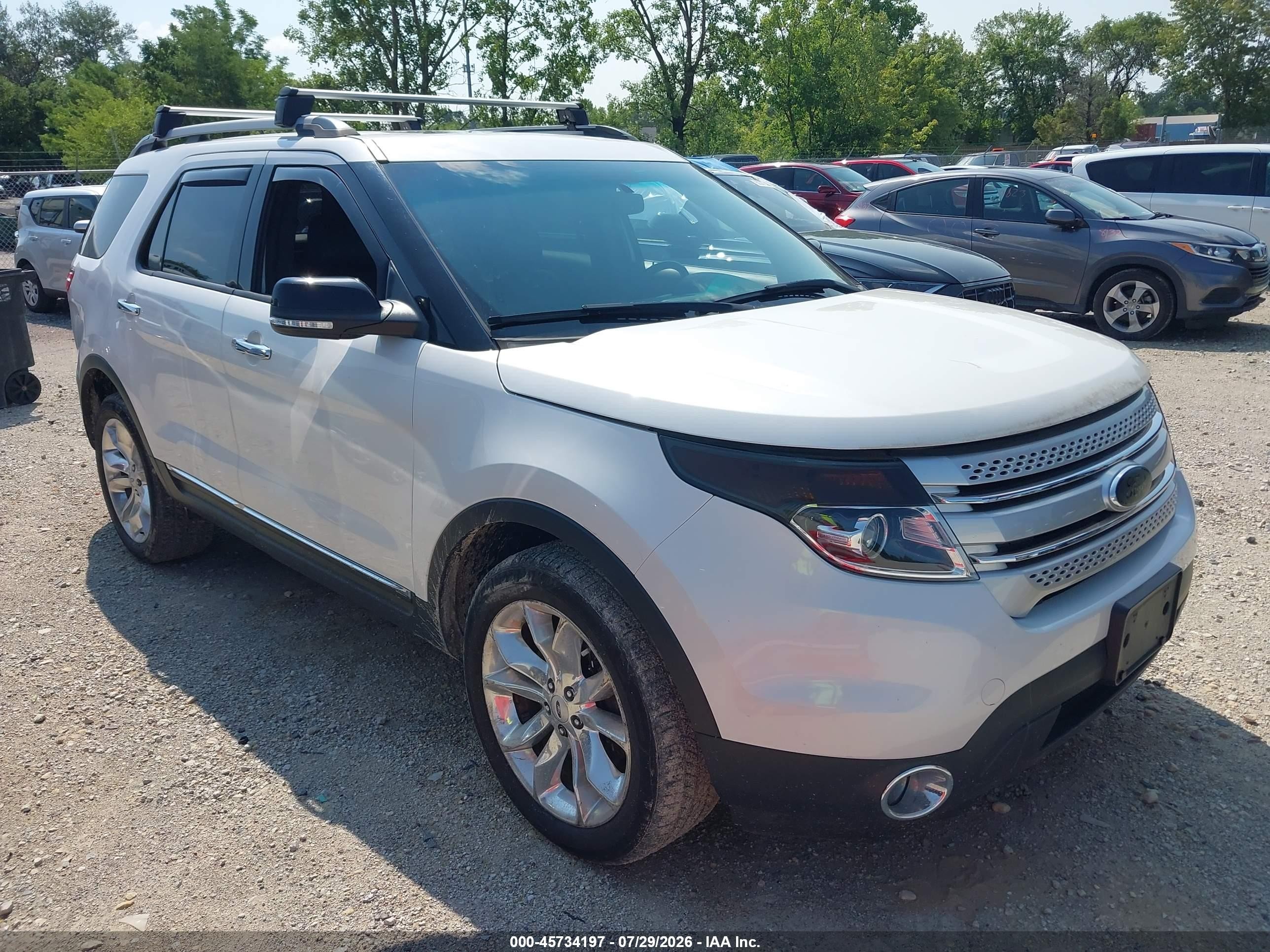 2015 Ford Explorer Xlt Белый vin: 1FM5K8D87FGC61071