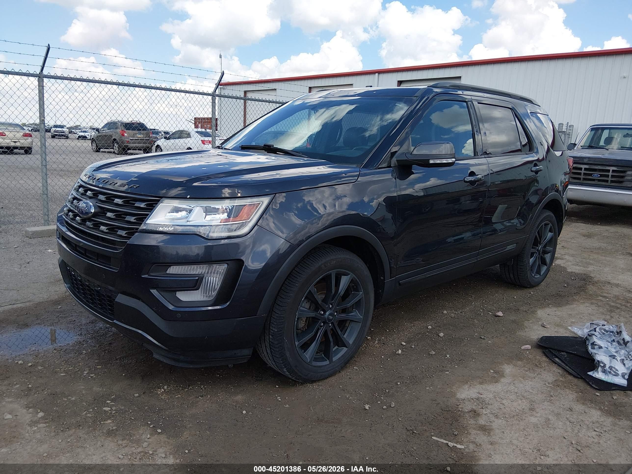 2017 Ford Explorer Xlt Черный vin: 1FM5K8D87HGC13041