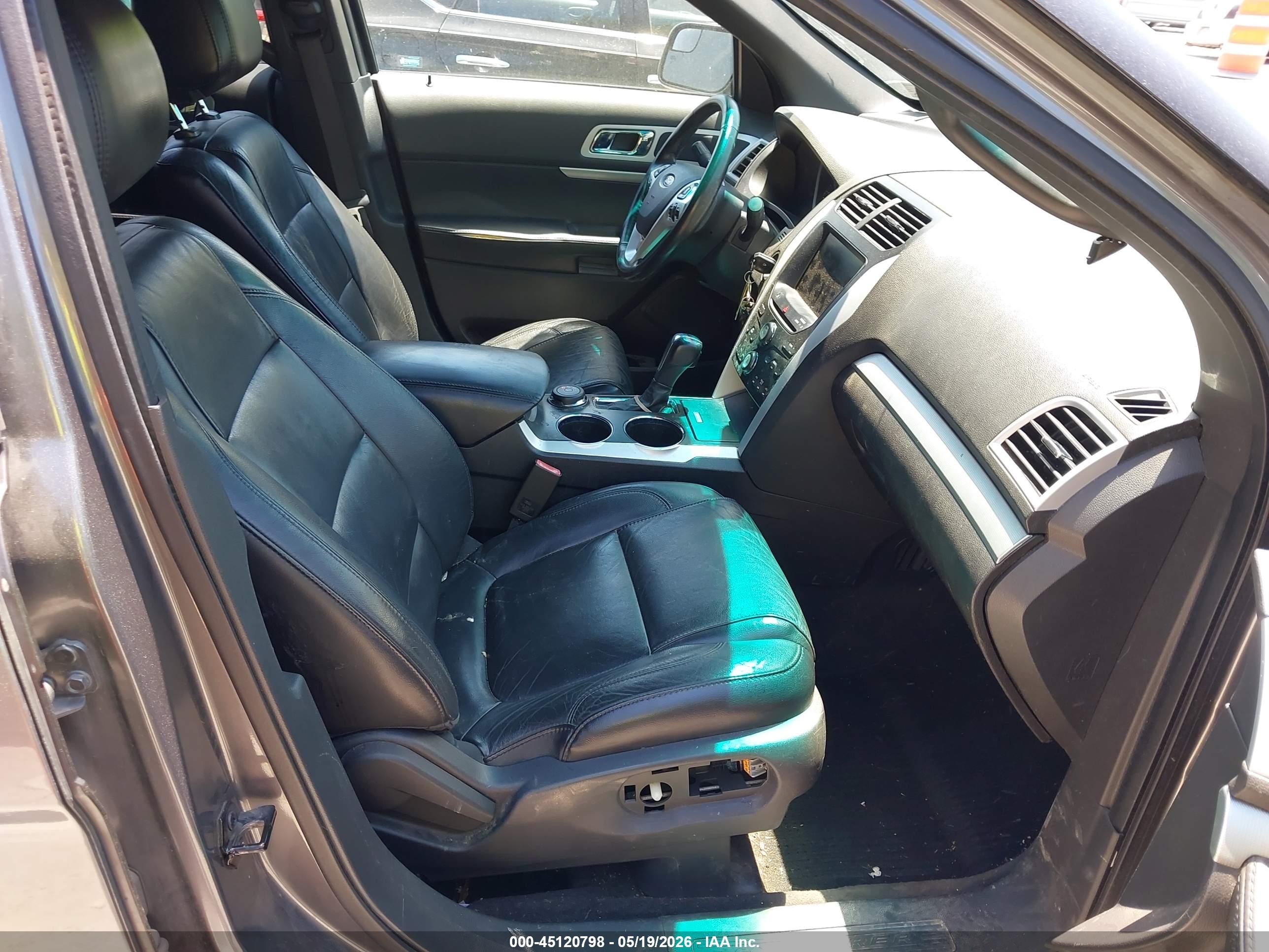 2013 Ford Explorer Xlt Black vin: 1FM5K8D88DGA82177