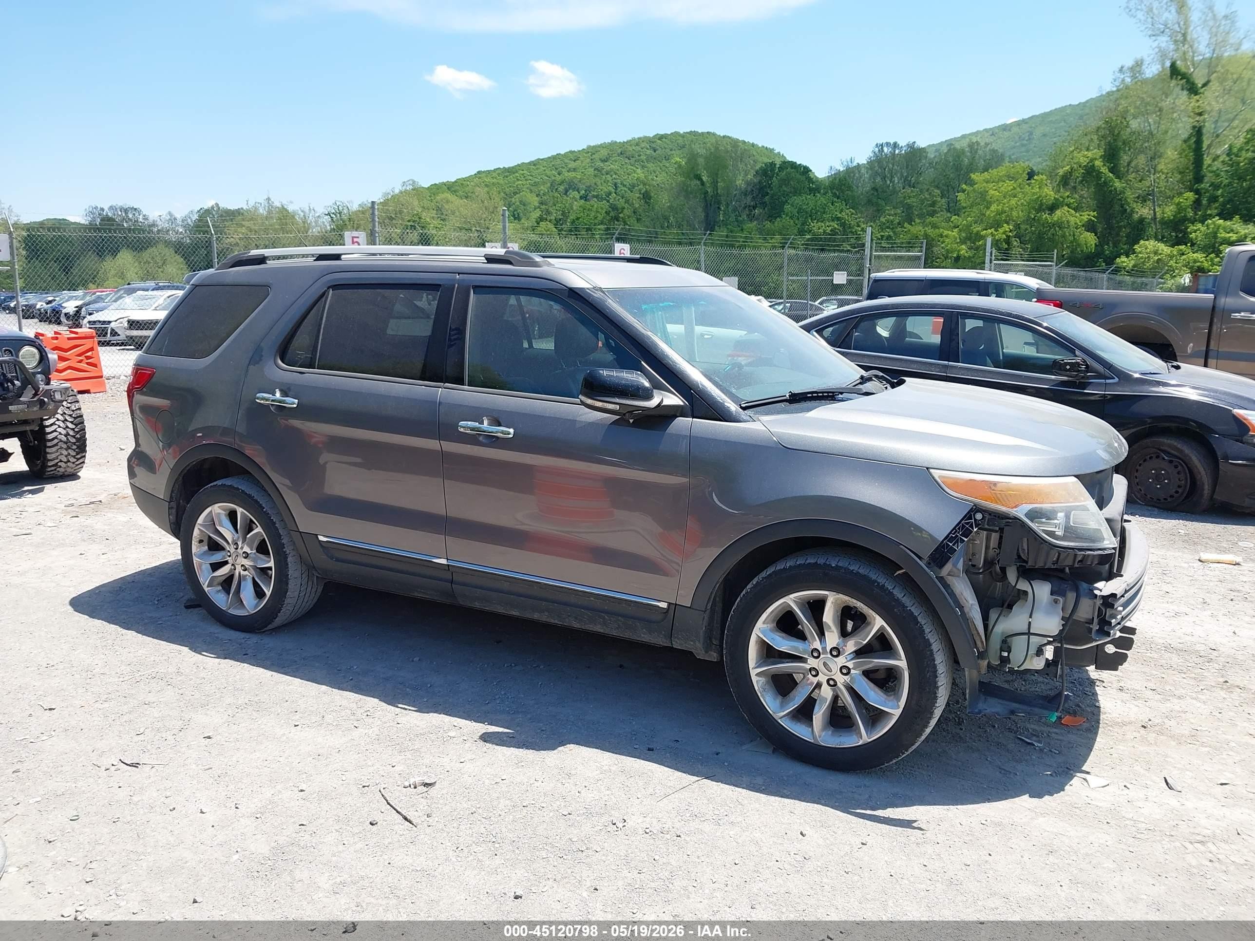 2013 Ford Explorer Xlt Black vin: 1FM5K8D88DGA82177