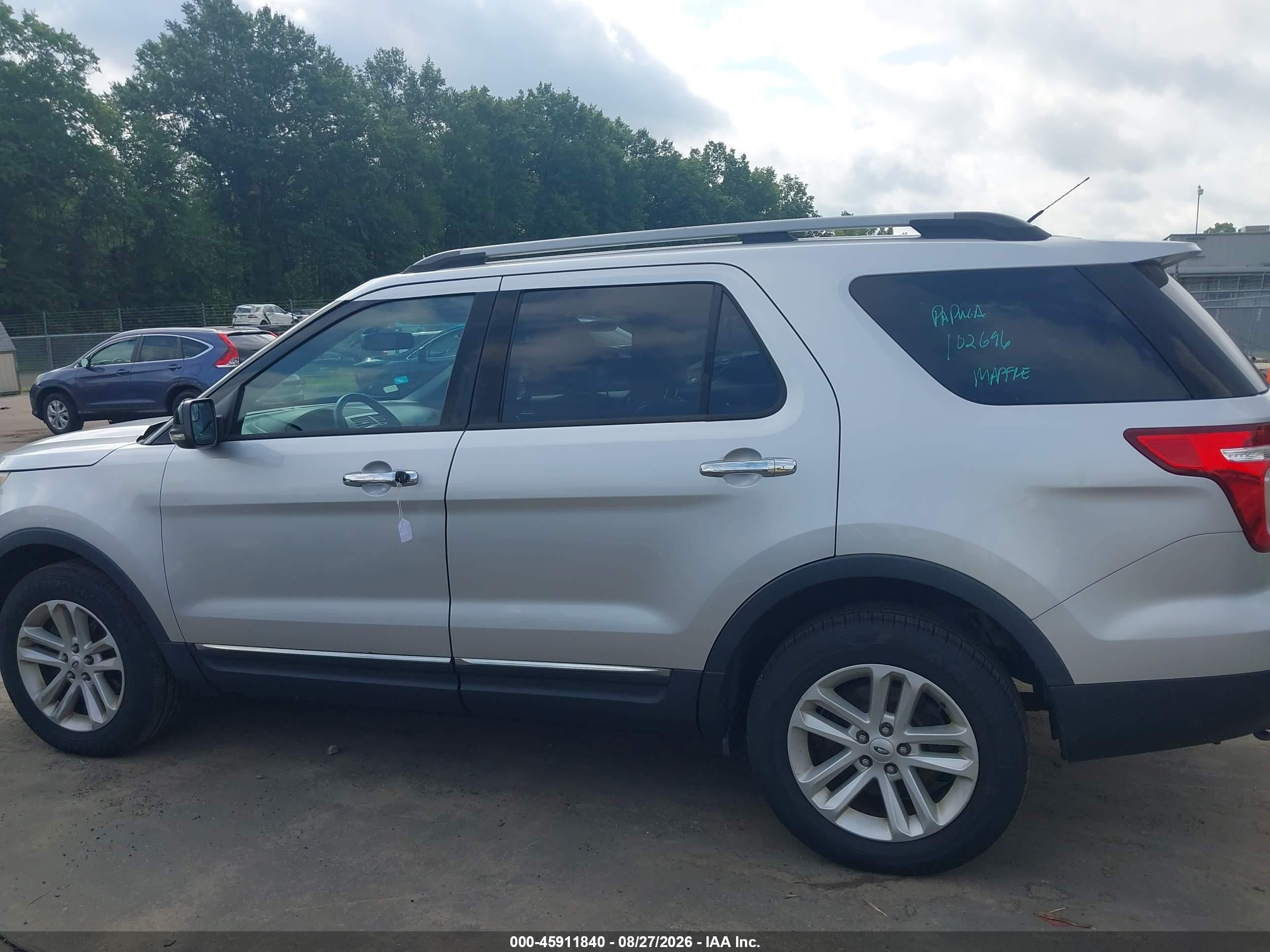 2013 Ford Explorer Xlt Silver vin: 1FM5K8D88DGA86228
