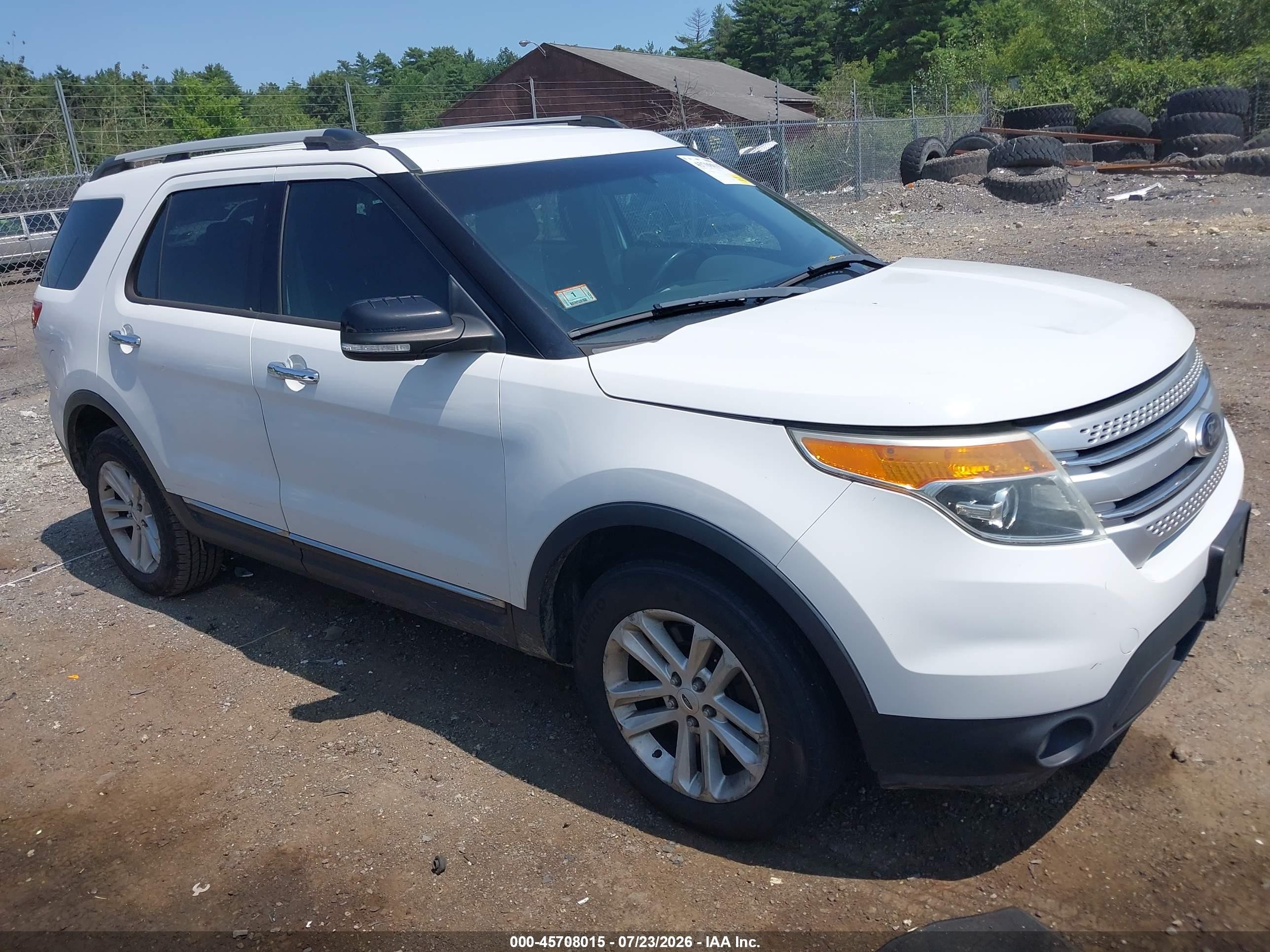2013 Ford Explorer Xlt White vin: 1FM5K8D88DGC00566
