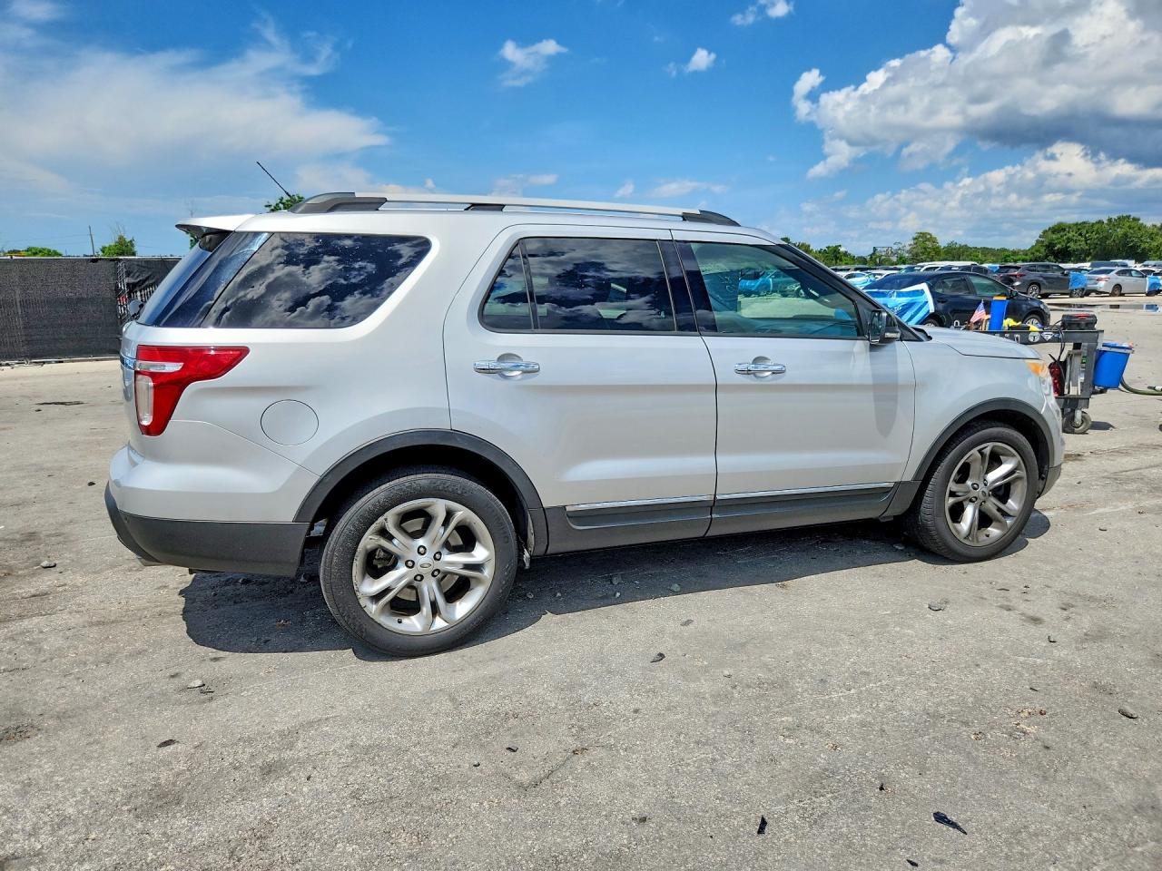 2013 Ford Explorer Xlt Серый vin: 1FM5K8D88DGC34927
