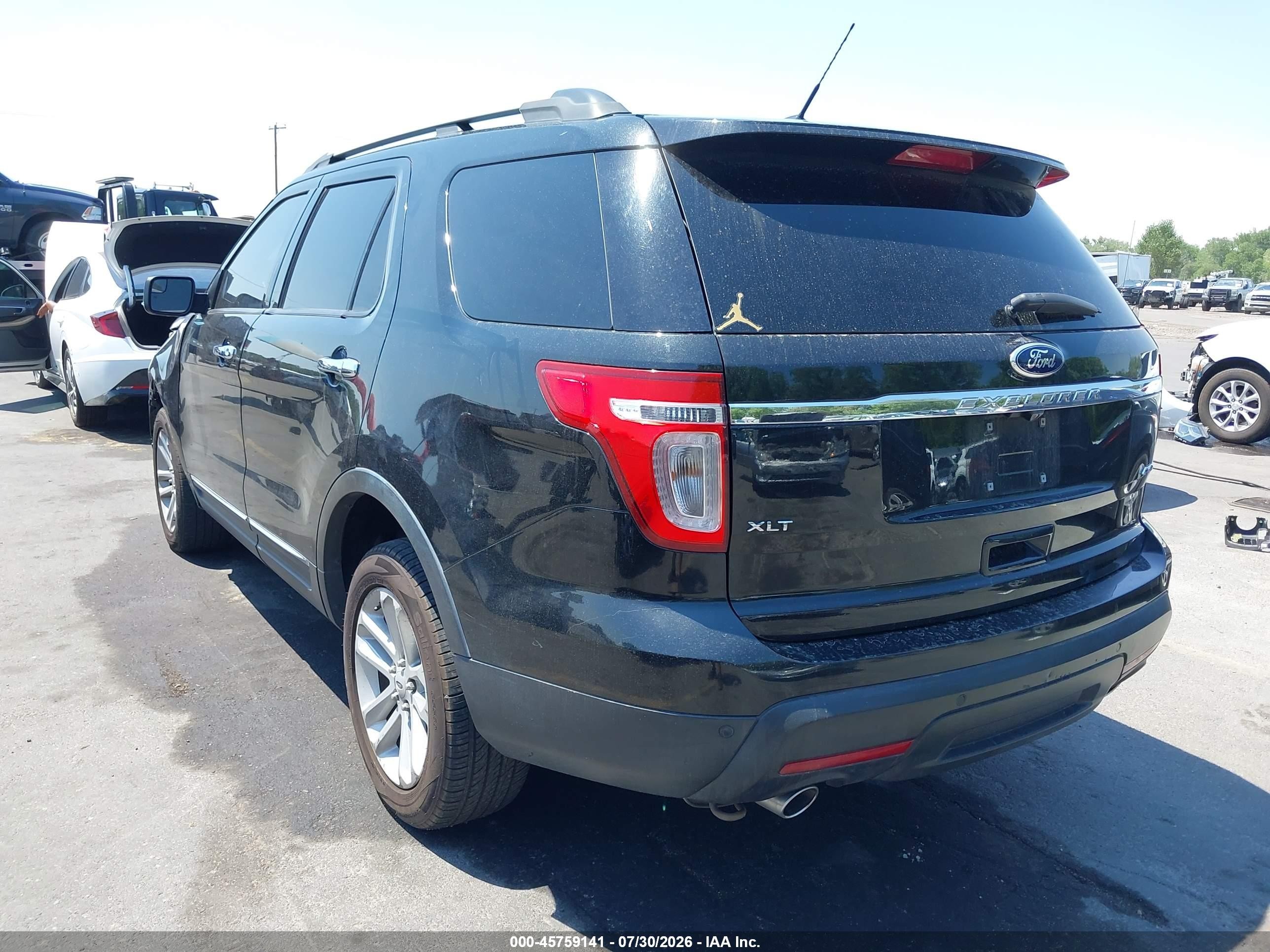 2013 Ford Explorer Xlt Черный vin: 1FM5K8D88DGC50416