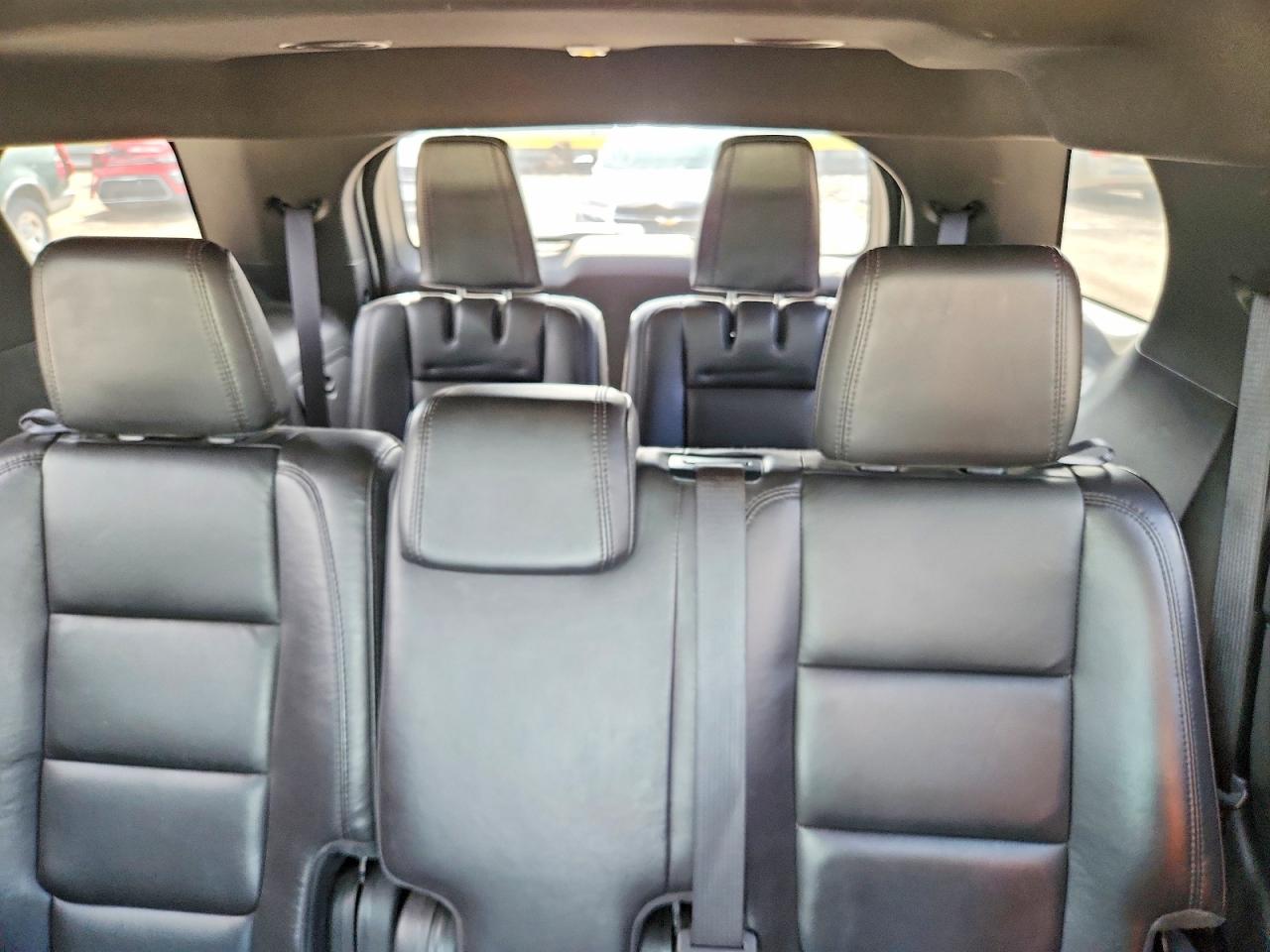 2013 Ford Explorer Xlt White vin: 1FM5K8D88DGC71802