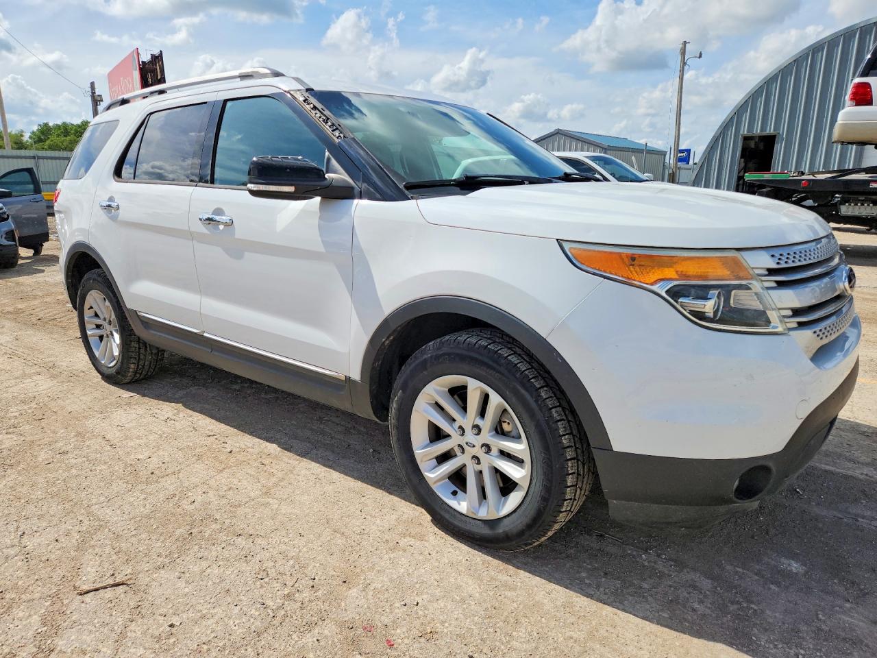 2013 Ford Explorer Xlt White vin: 1FM5K8D88DGC71802