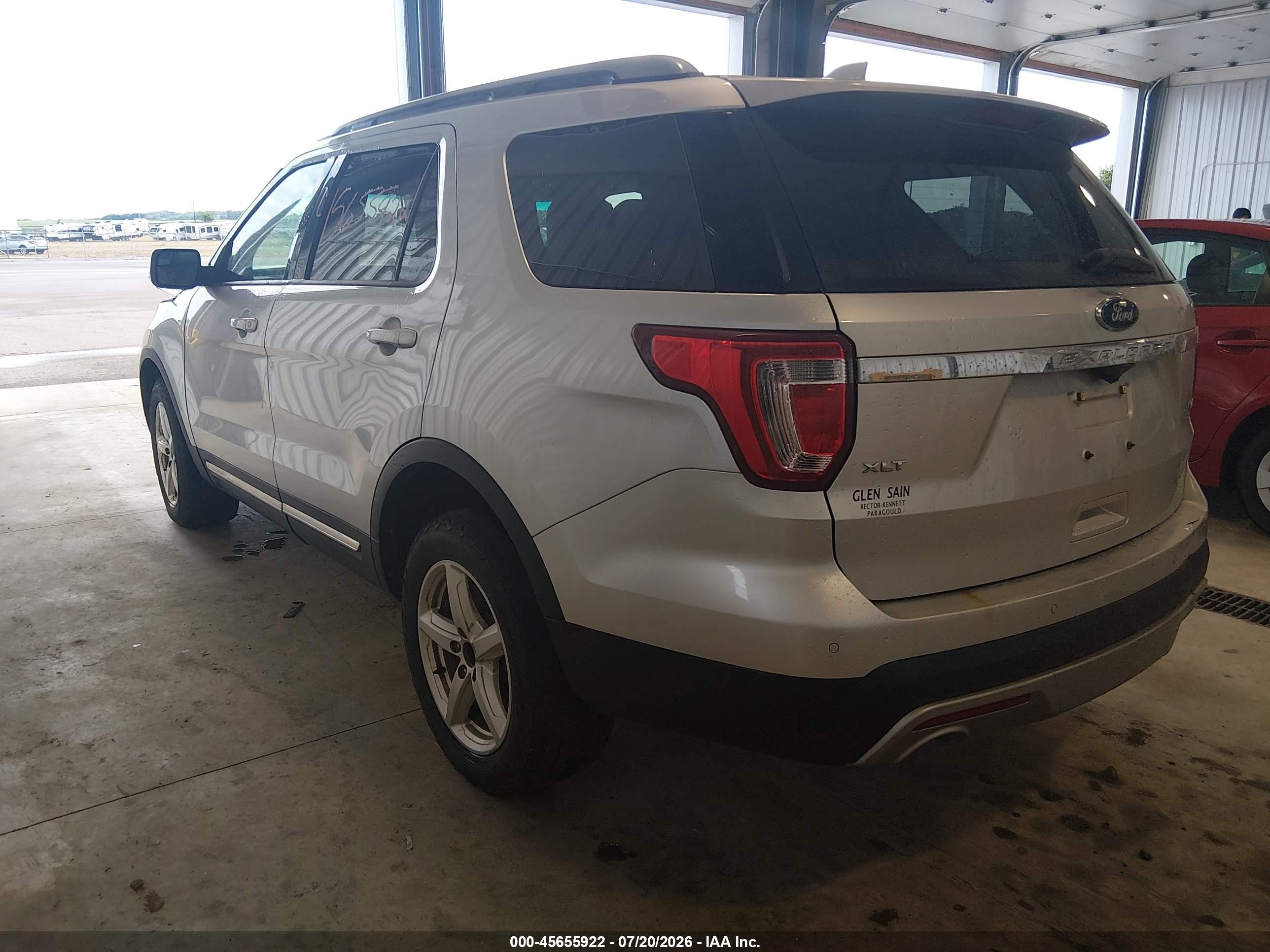 2016 Ford Explorer Xlt Silver vin: 1FM5K8D88GGD34904