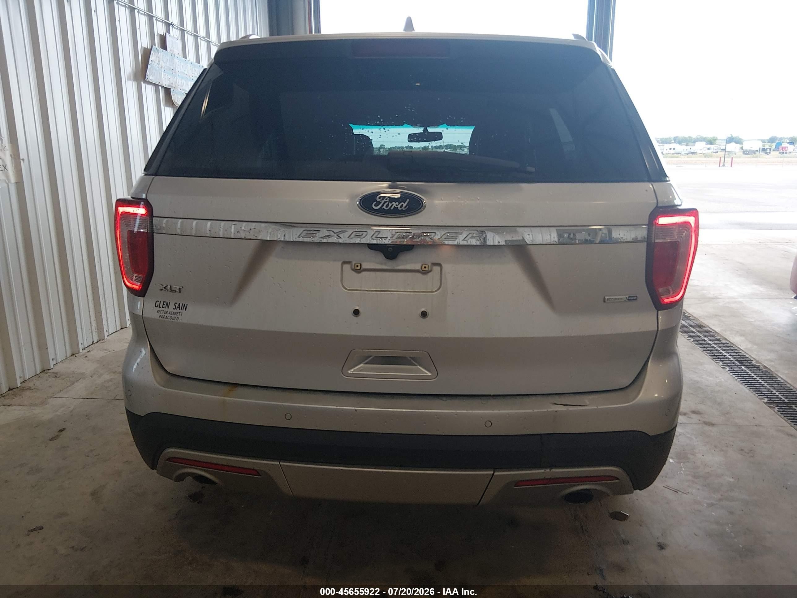 2016 Ford Explorer Xlt Silver vin: 1FM5K8D88GGD34904