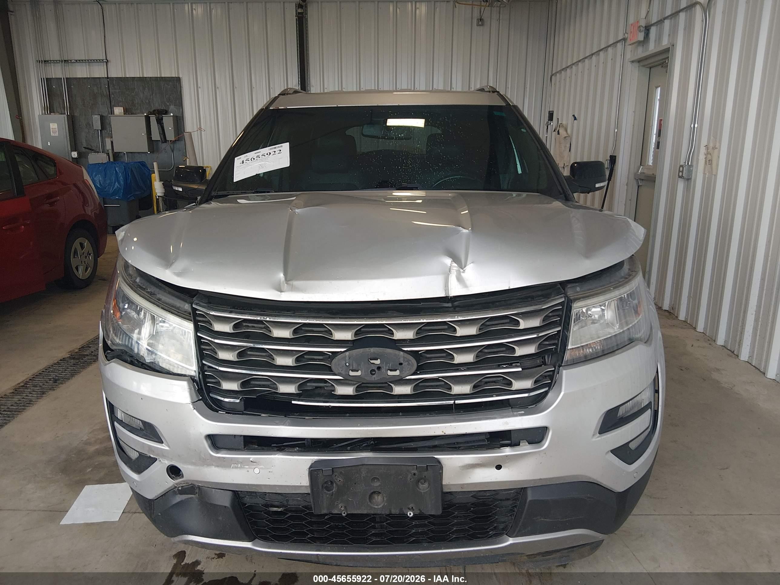 2016 Ford Explorer Xlt Silver vin: 1FM5K8D88GGD34904
