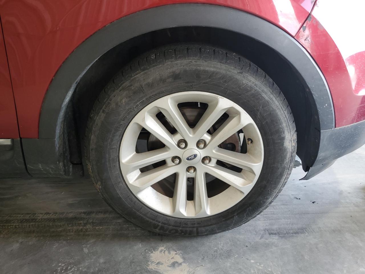 2013 Ford Explorer Xlt Red vin: 1FM5K8D89DGA35921 Damage: Right Front Wheel, Curb Rash, 4 To 5 Inches