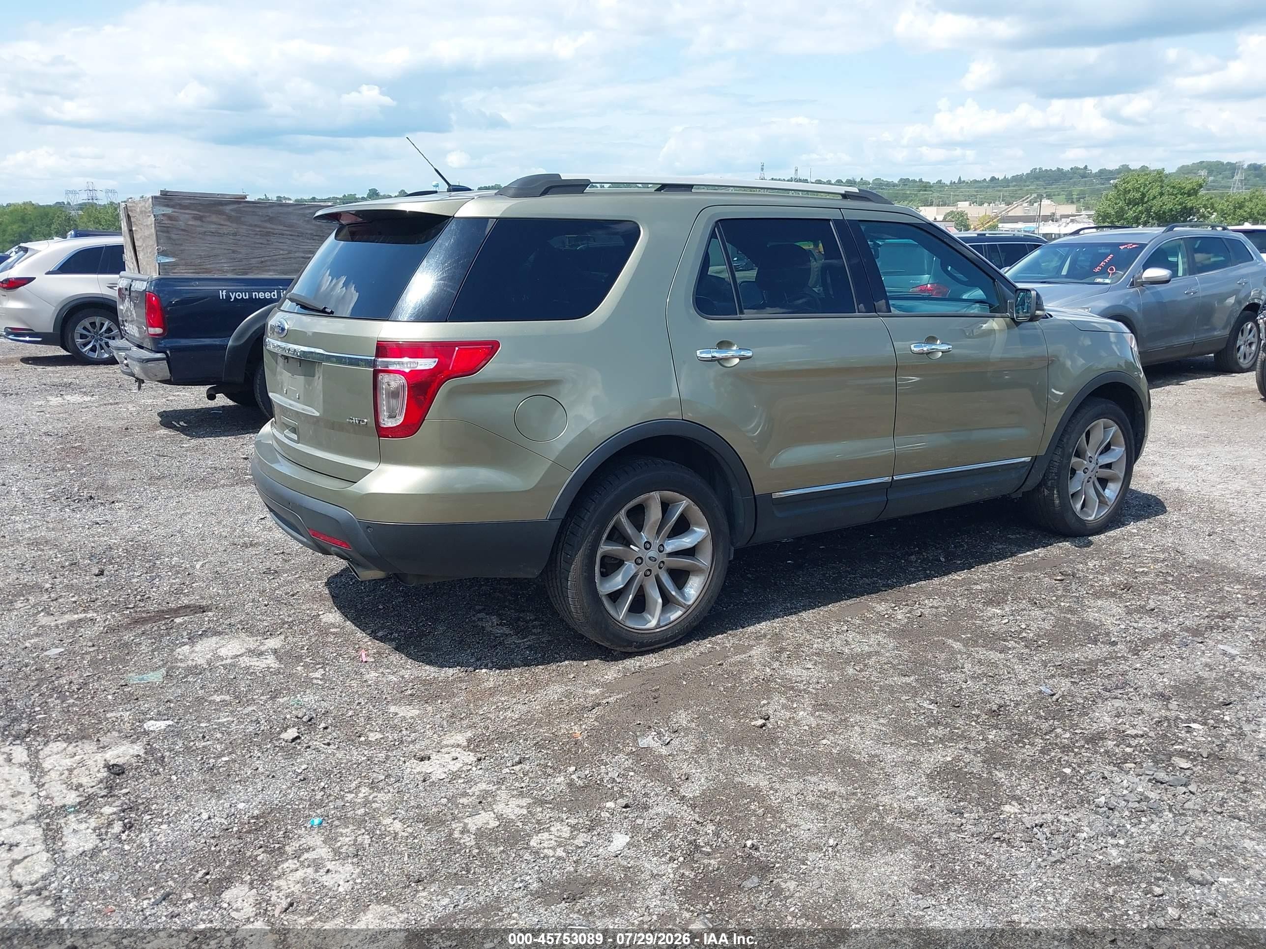 2013 Ford Explorer Xlt Gold vin: 1FM5K8D89DGA69843