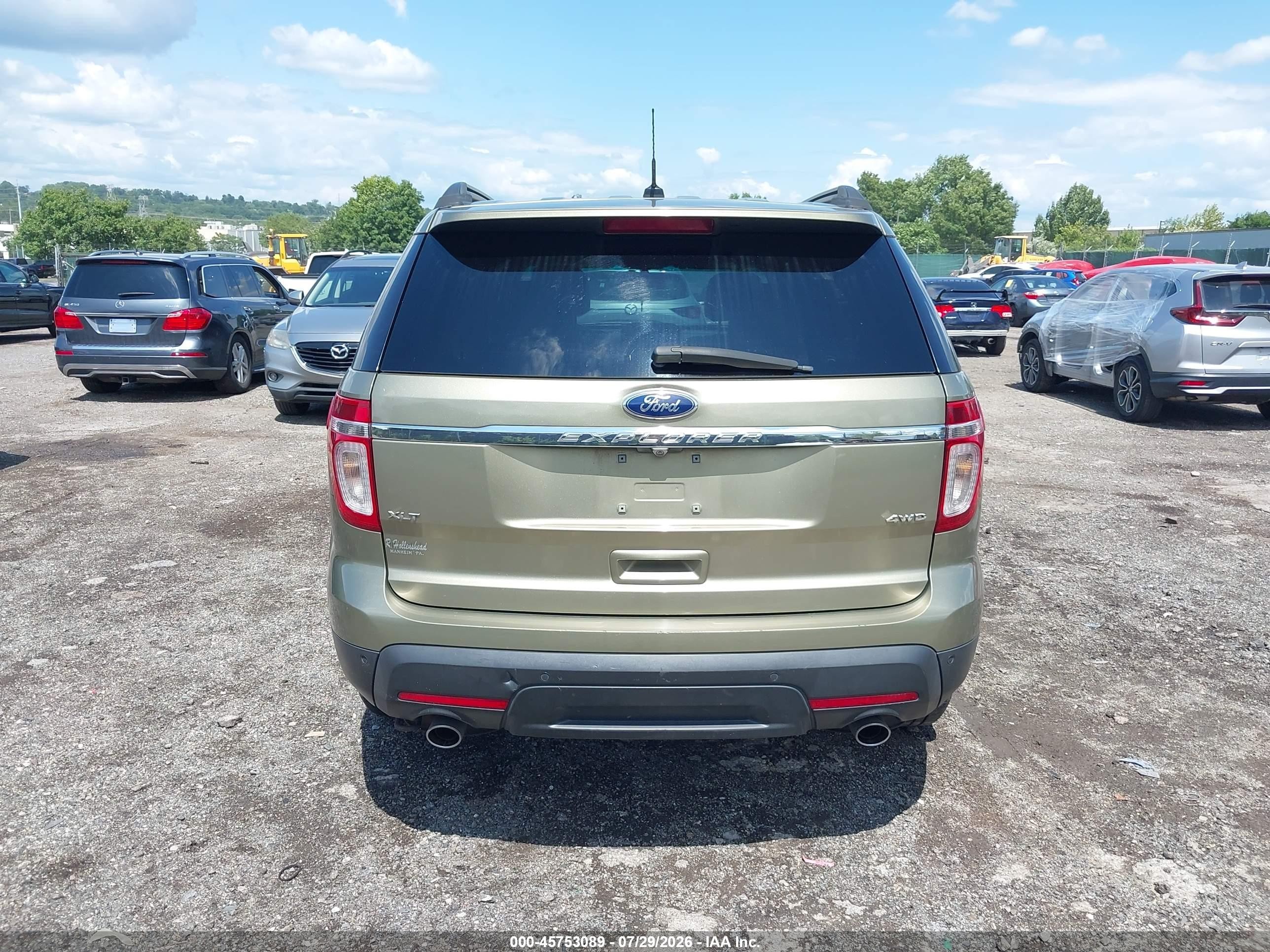 2013 Ford Explorer Xlt Gold vin: 1FM5K8D89DGA69843